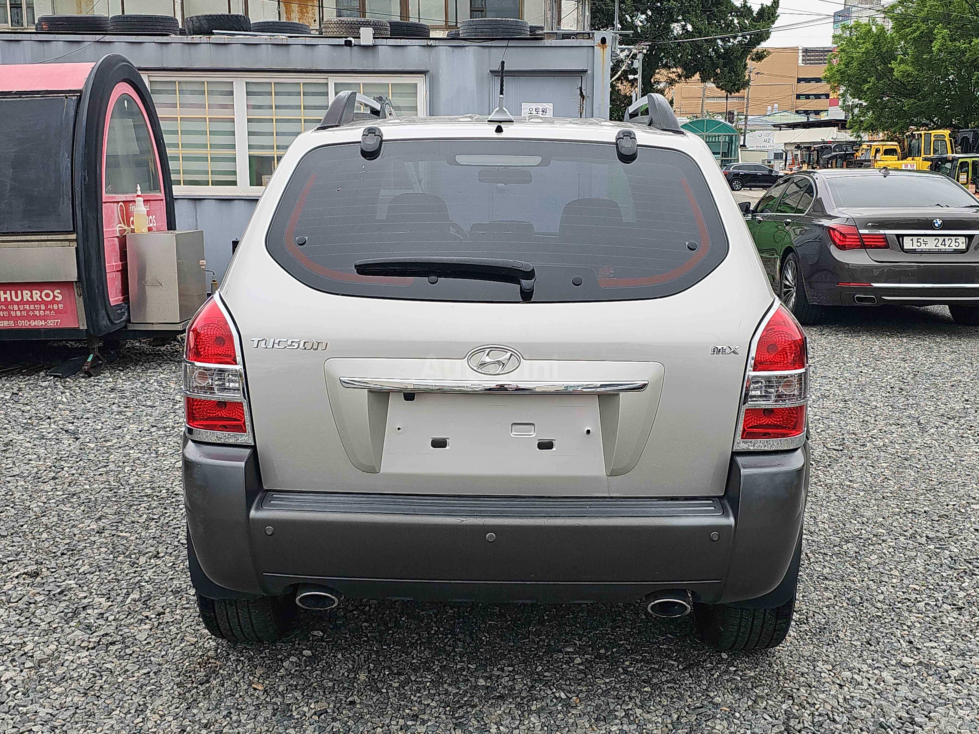 2009 HYUNDAI TUCSON VIN: KMHJN81VP9U019797