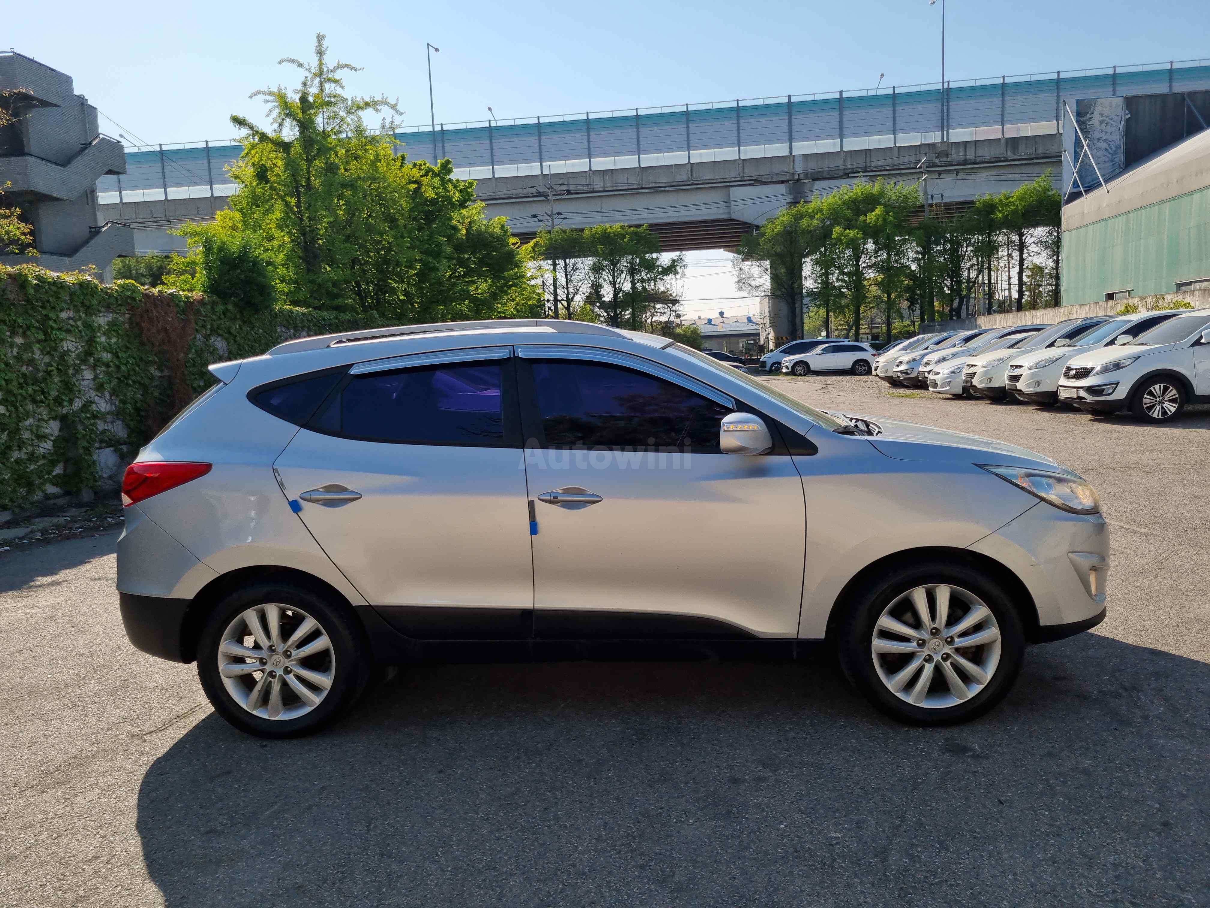 2012 HYUNDAI TUCSON VIN: KMHJU81VBCU434110