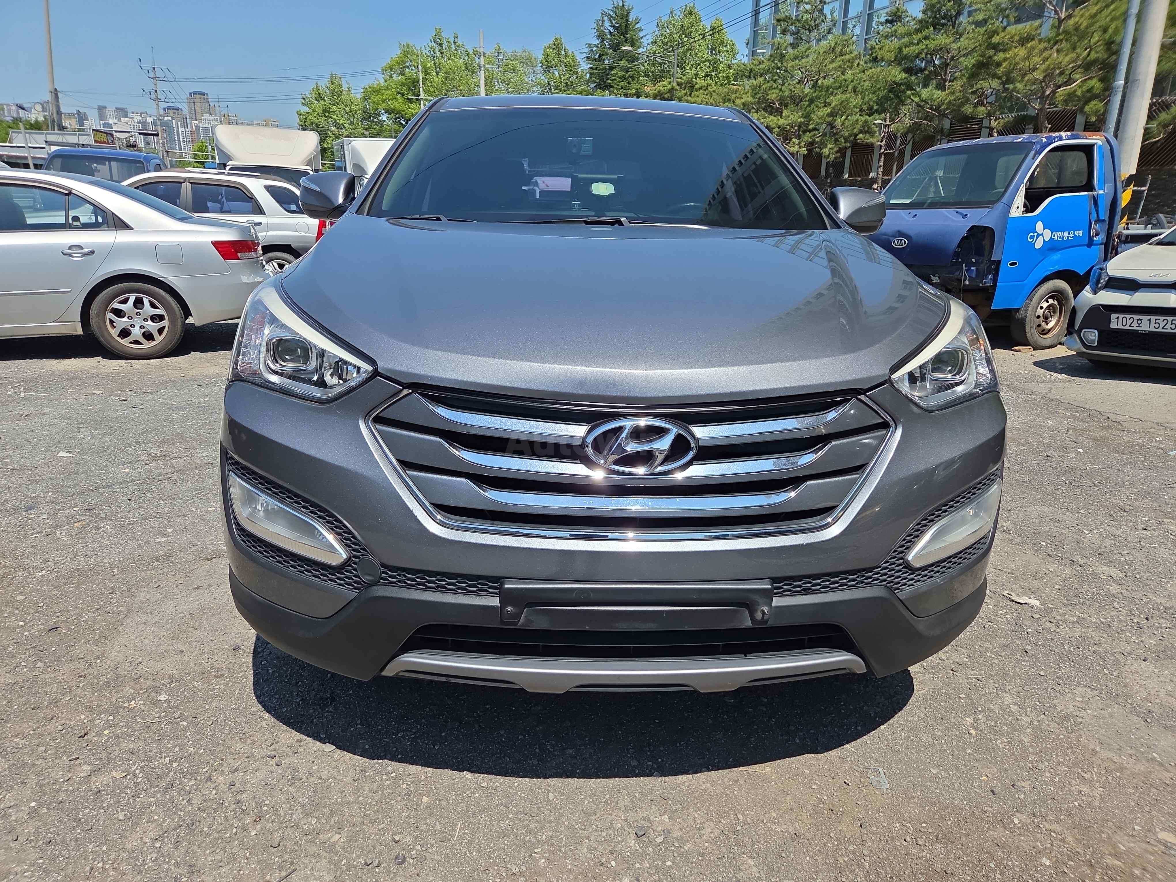 2013 HYUNDAI SANTAFE VIN: KMHSU81UBDU009183