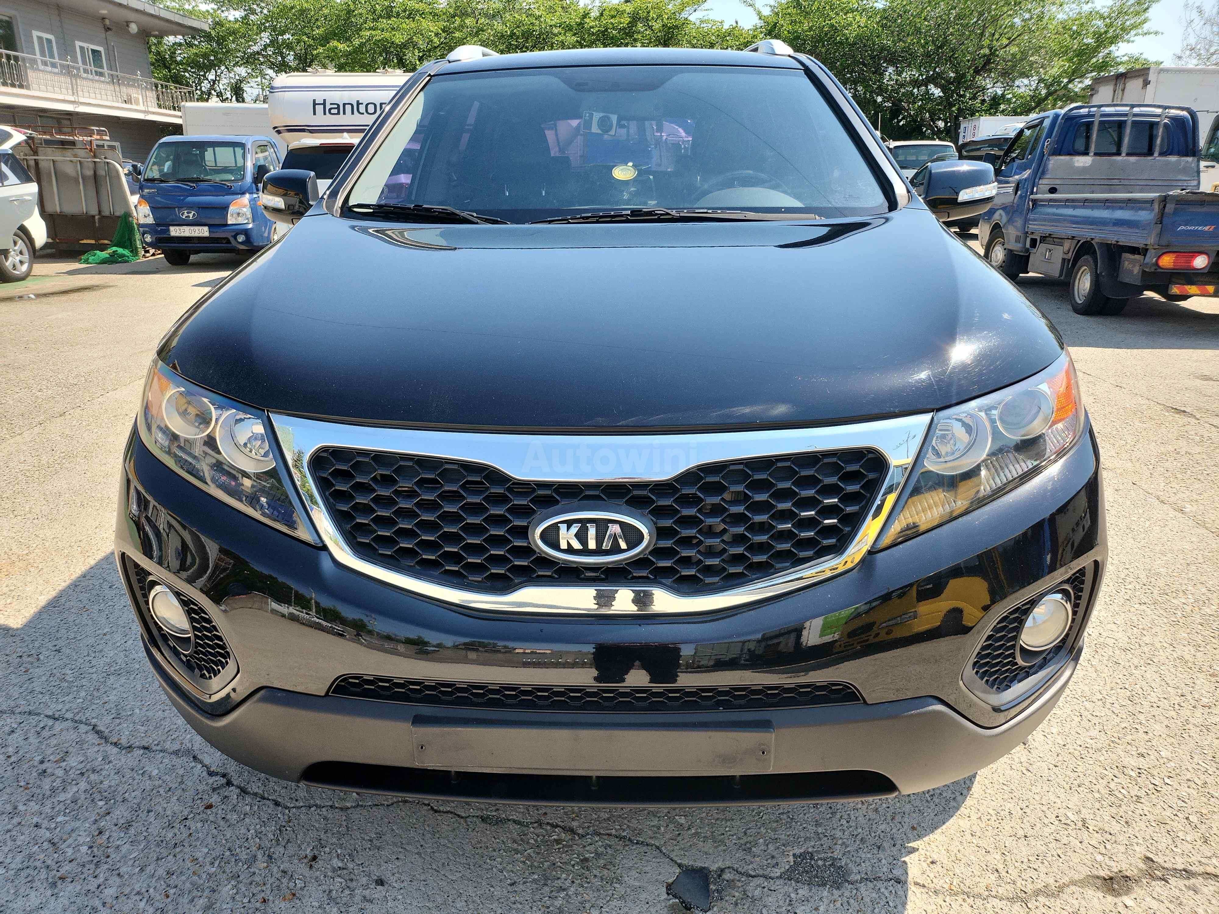 2010 KIA SORENTO VIN: KNAKU815BAA045360