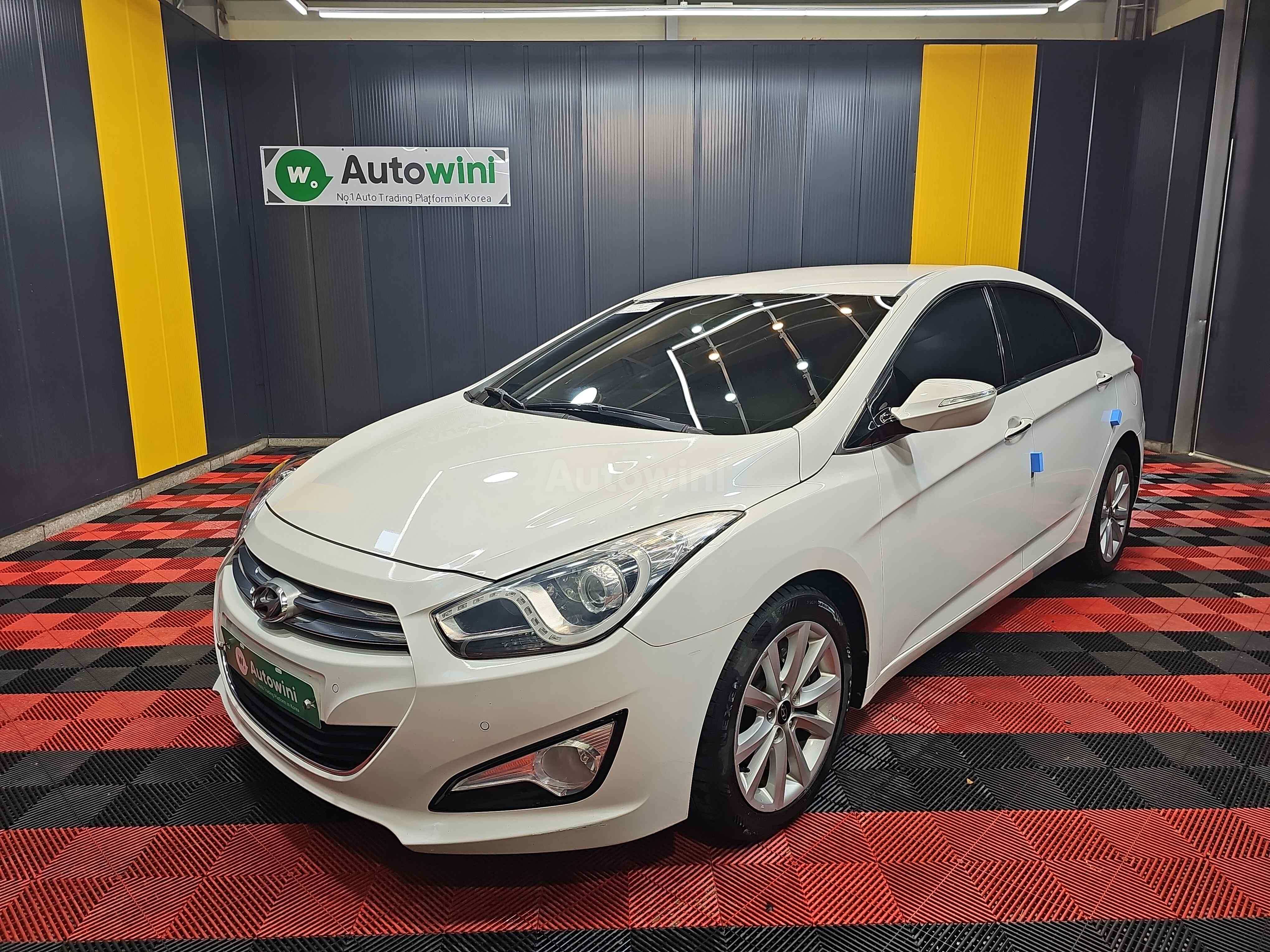 2014 HYUNDAI I40 VIN: KMHLB41UBEU031895