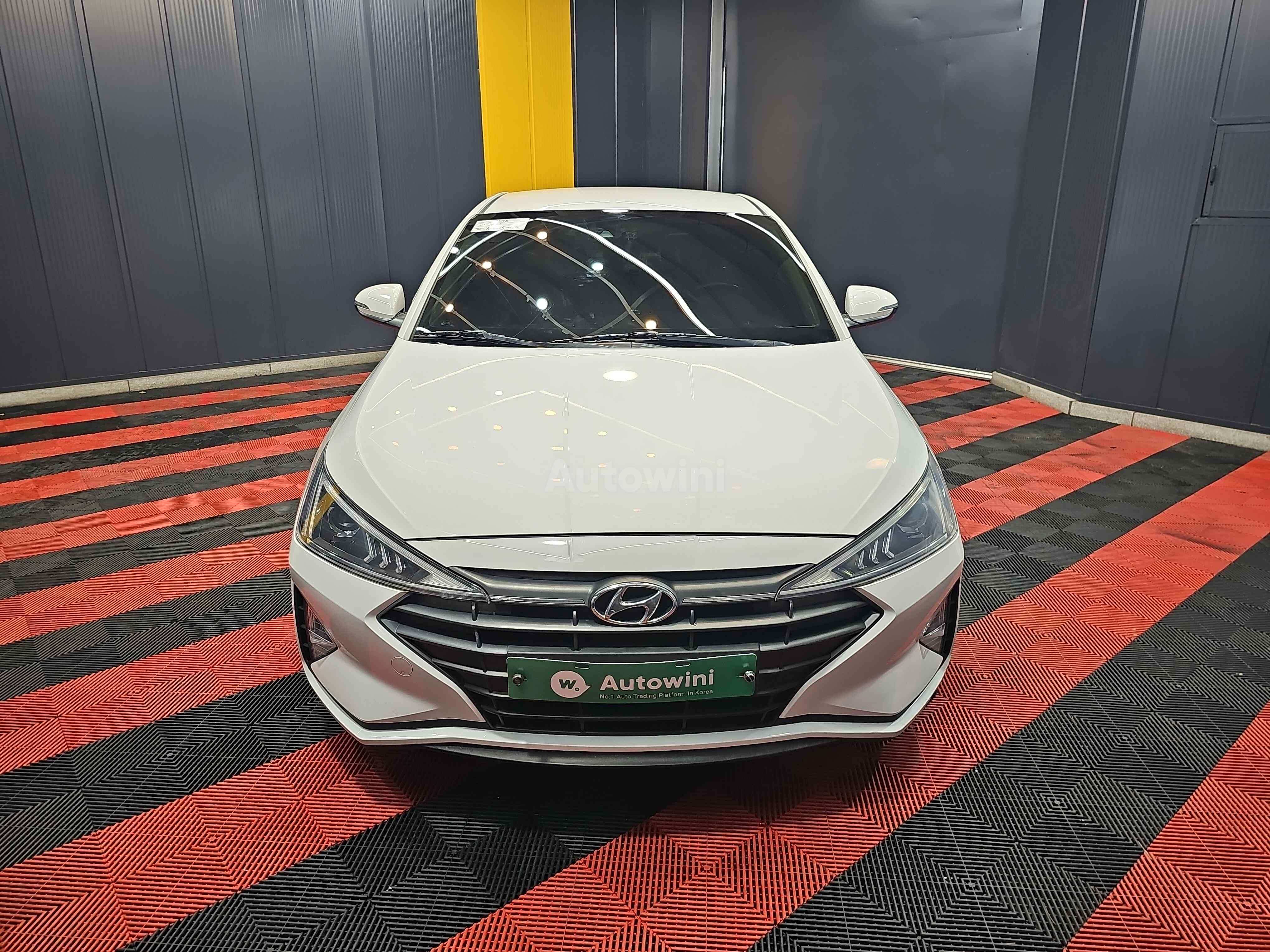 2019 HYUNDAI AVANTE VIN: KMHD741UGKU851960