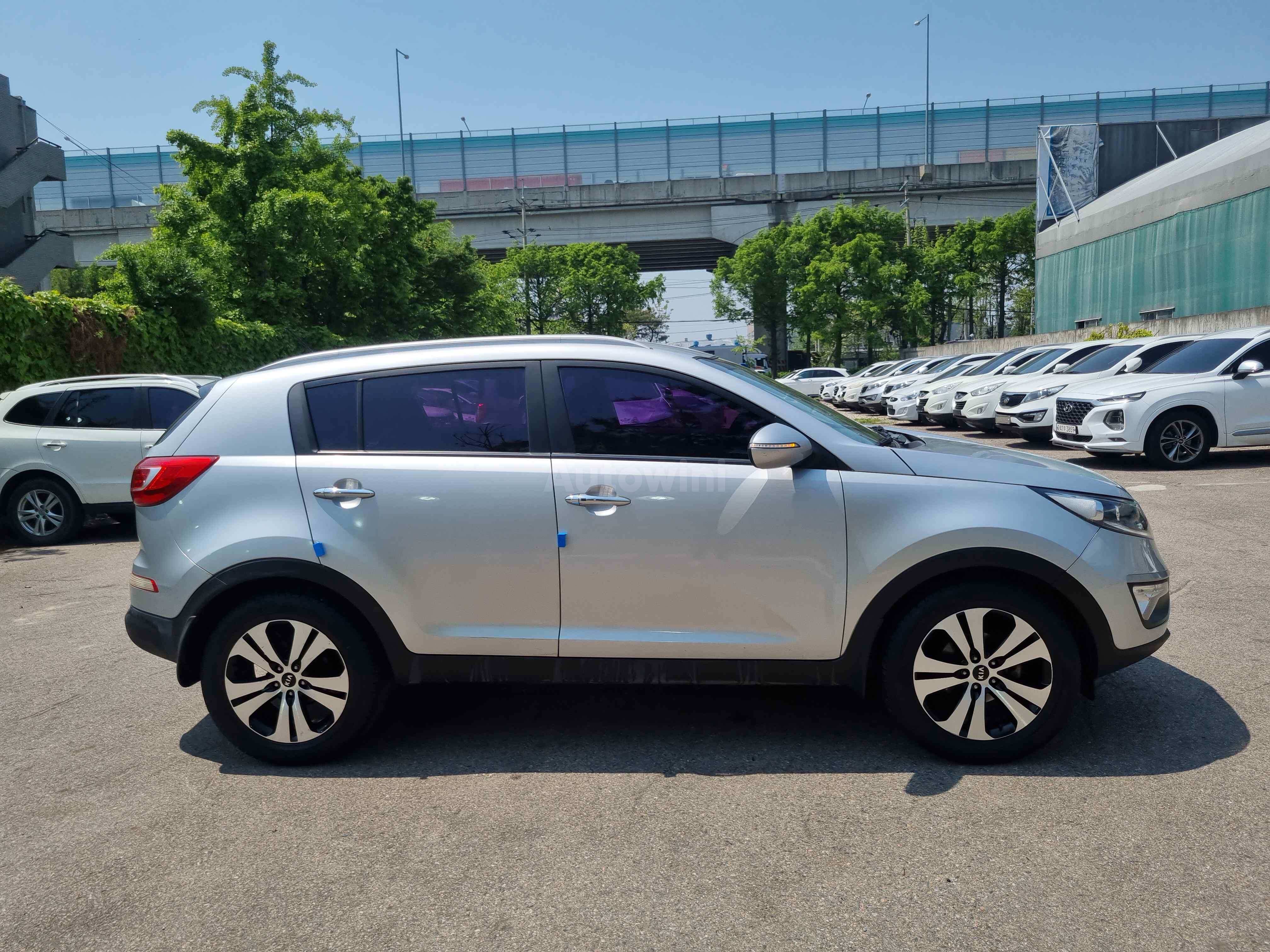 2011 KIA SPORTAGE VIN: KNAPC813BBK079135