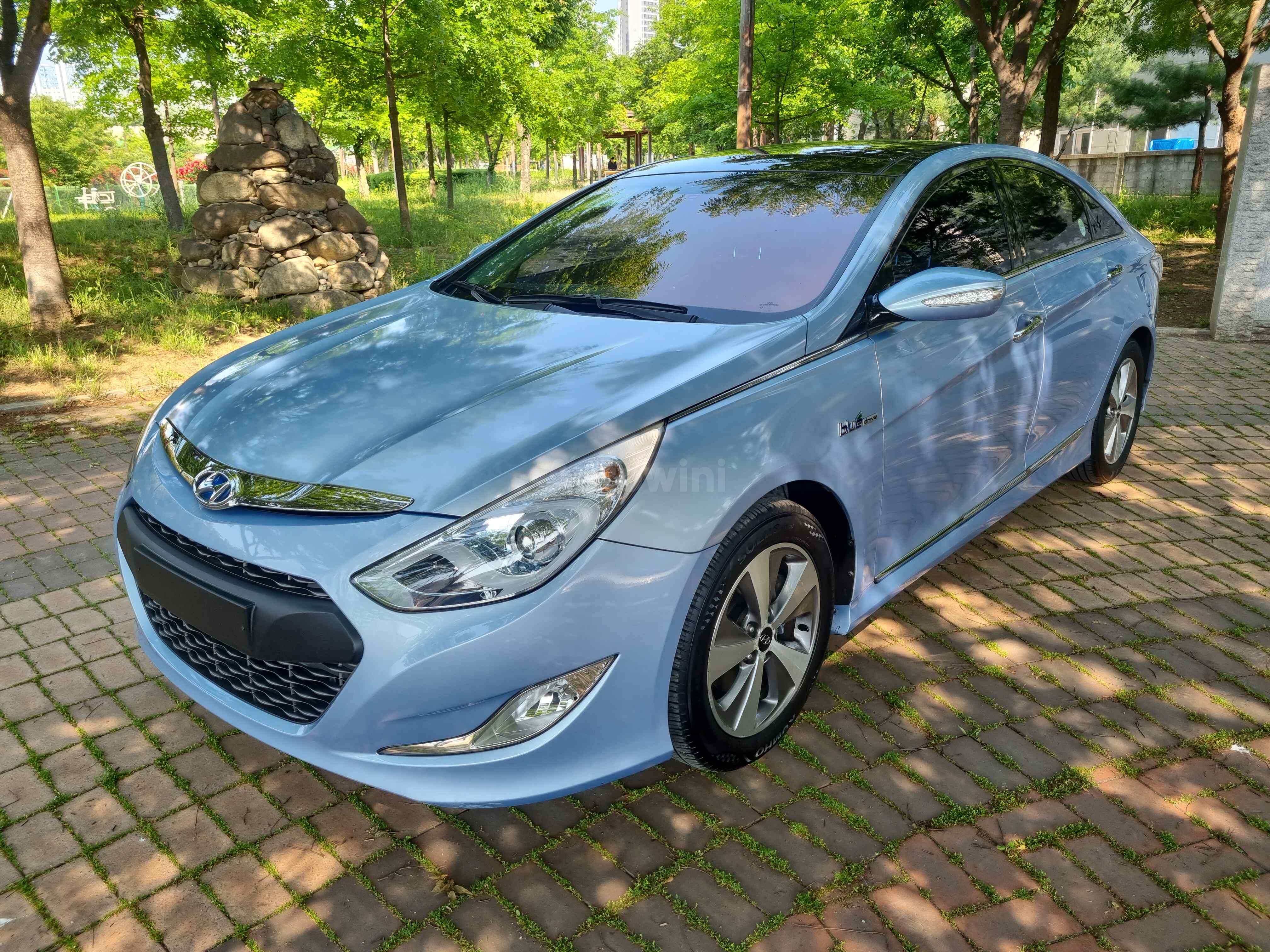 2012 HYUNDAI SONATA VIN: KMHEC415BCA008961