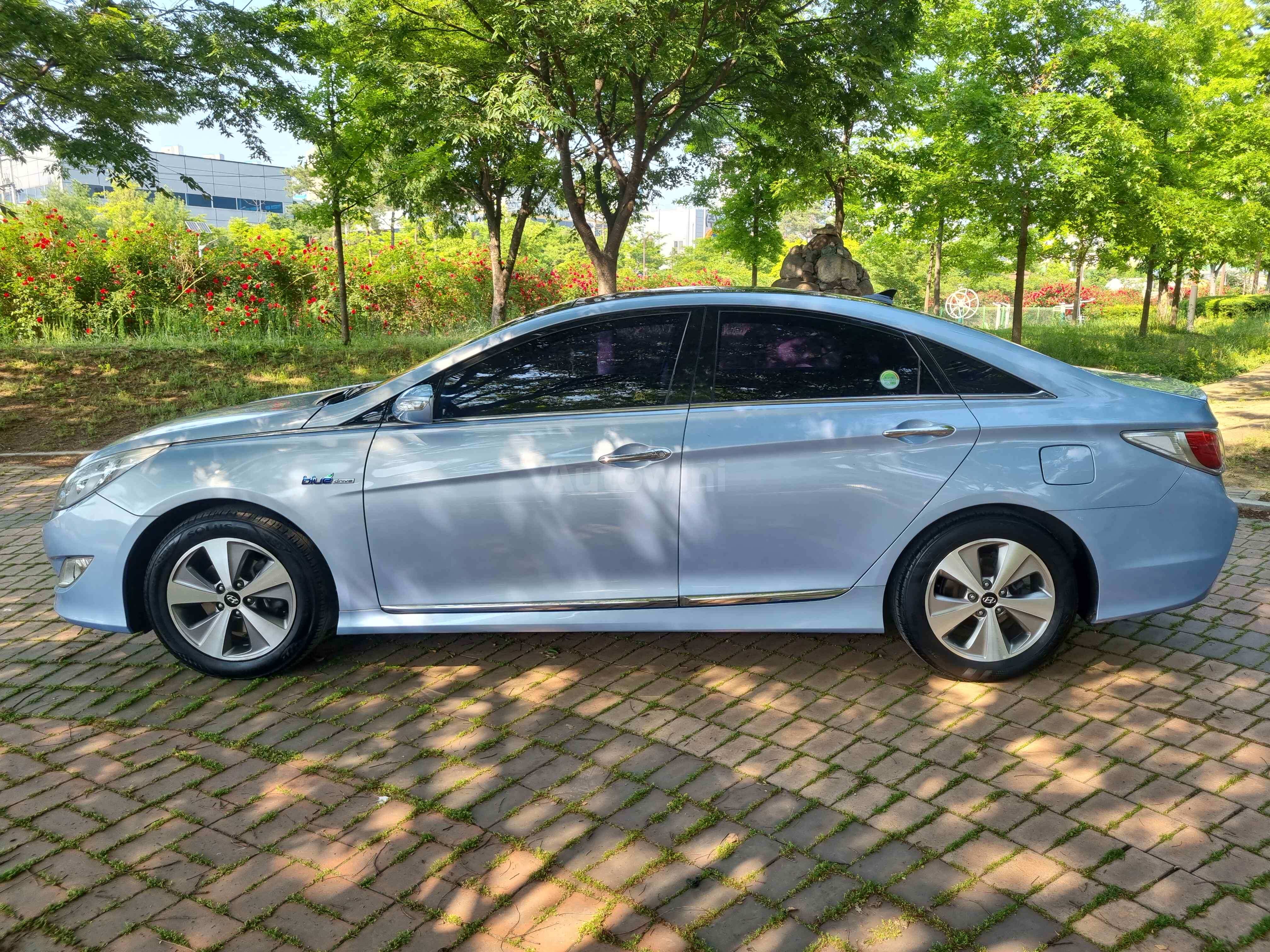 2012 HYUNDAI SONATA VIN: KMHEC415BCA008961