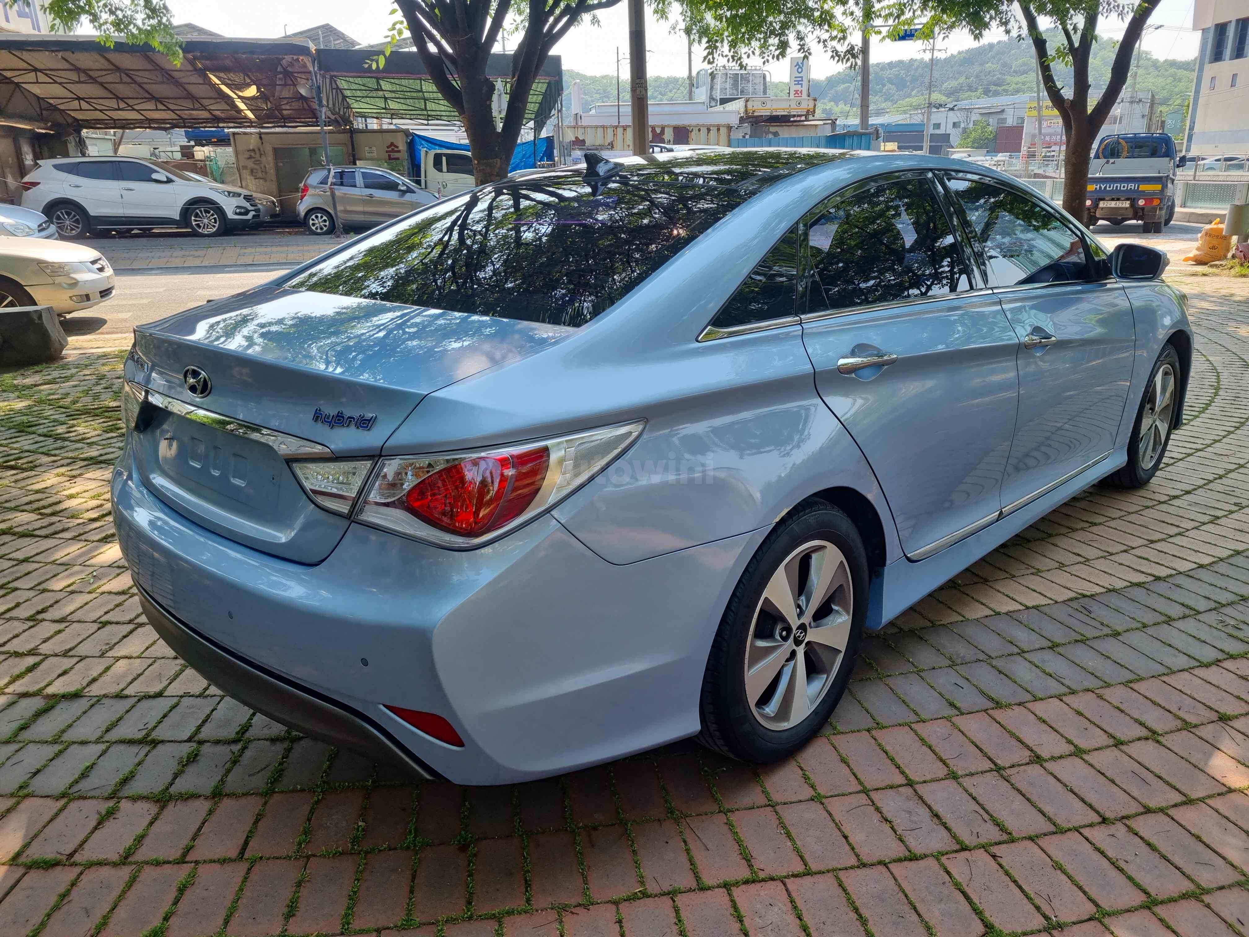 2012 HYUNDAI SONATA VIN: KMHEC415BCA008961
