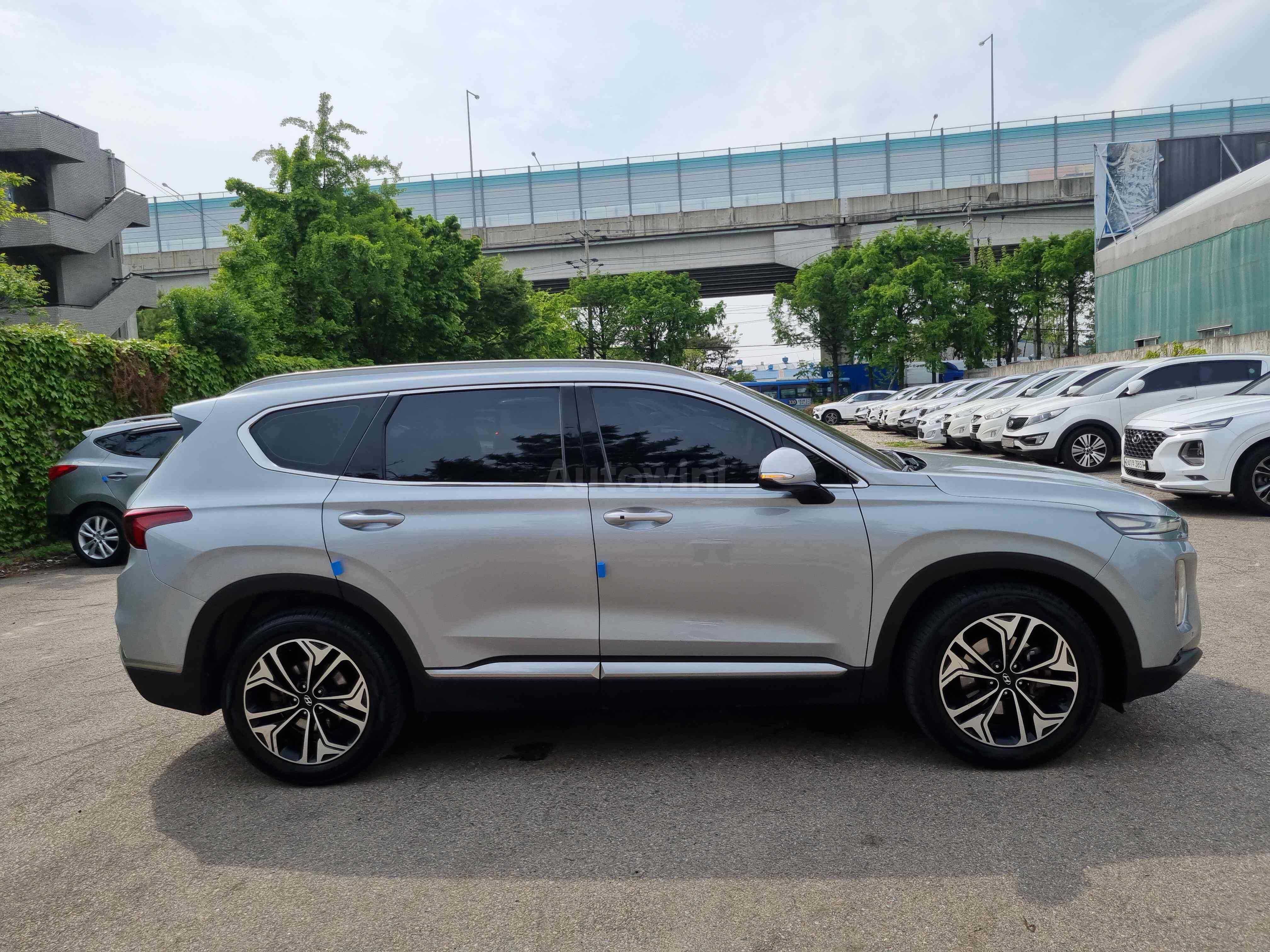 2019 HYUNDAI SANTAFE VIN: KMHS381BDKU085981