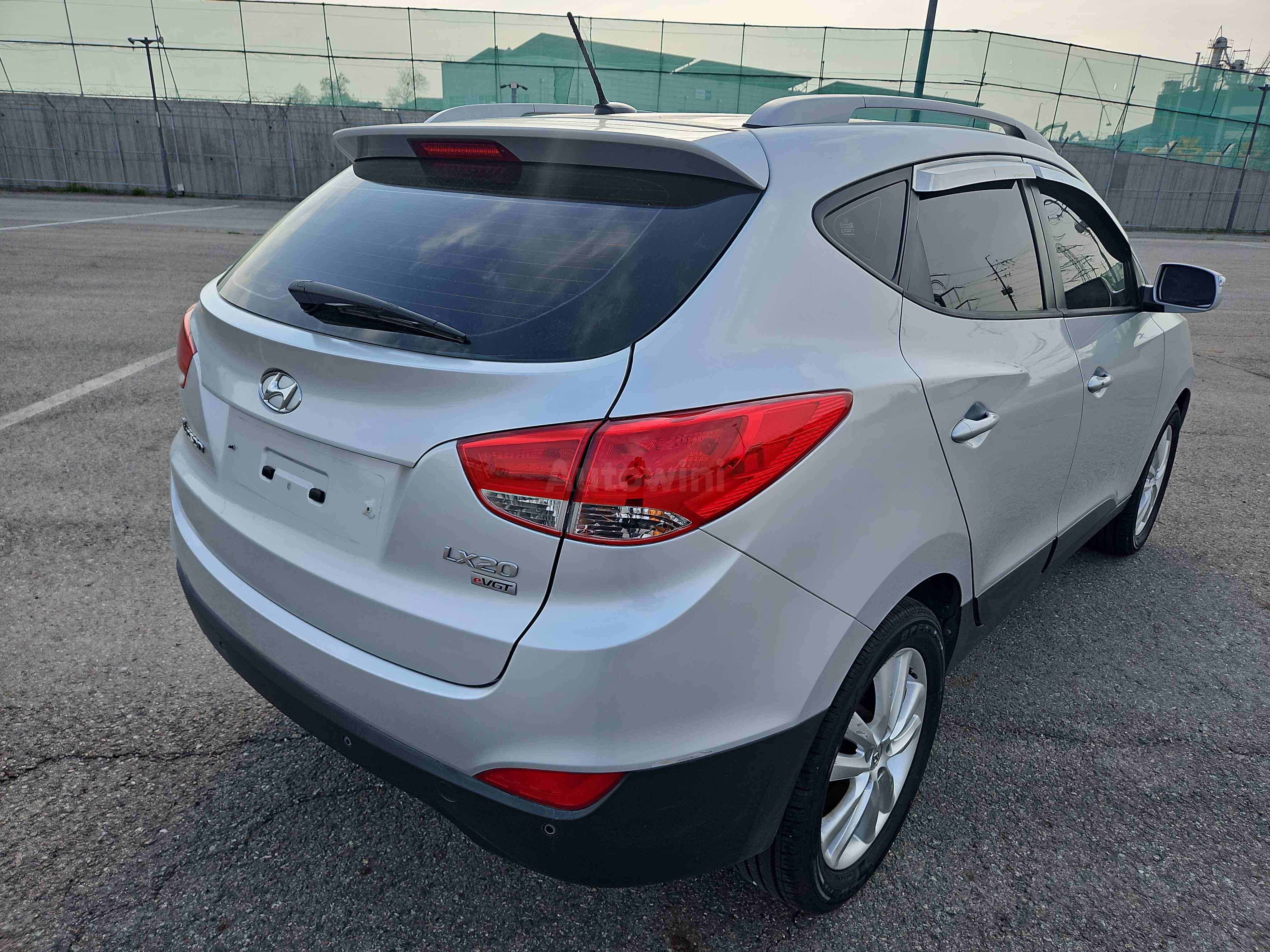 2012 HYUNDAI TUCSON VIN: KMHJU81VBCU389346