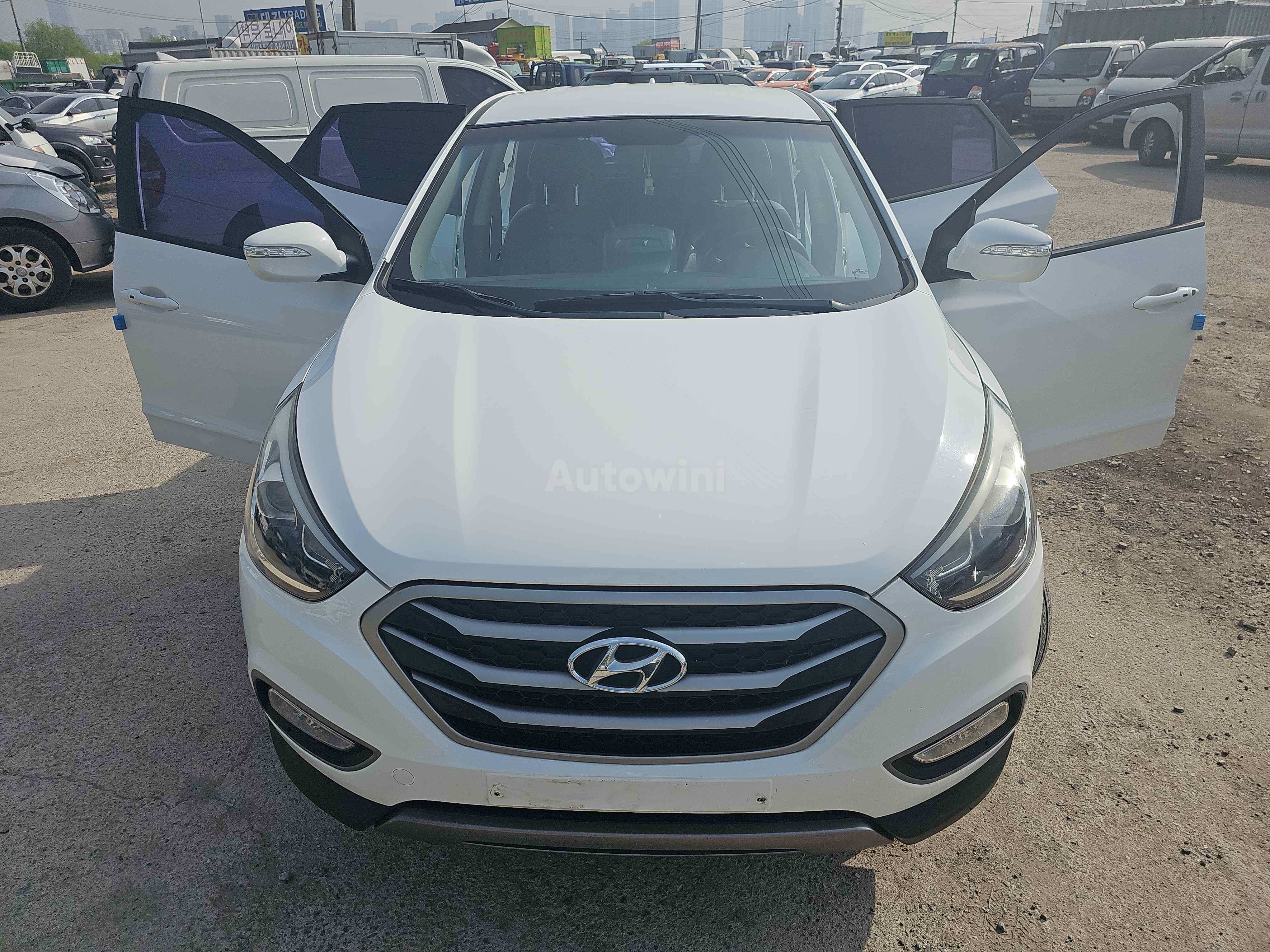 2014 HYUNDAI TUCSON VIN: KMHJT81VBEU789676