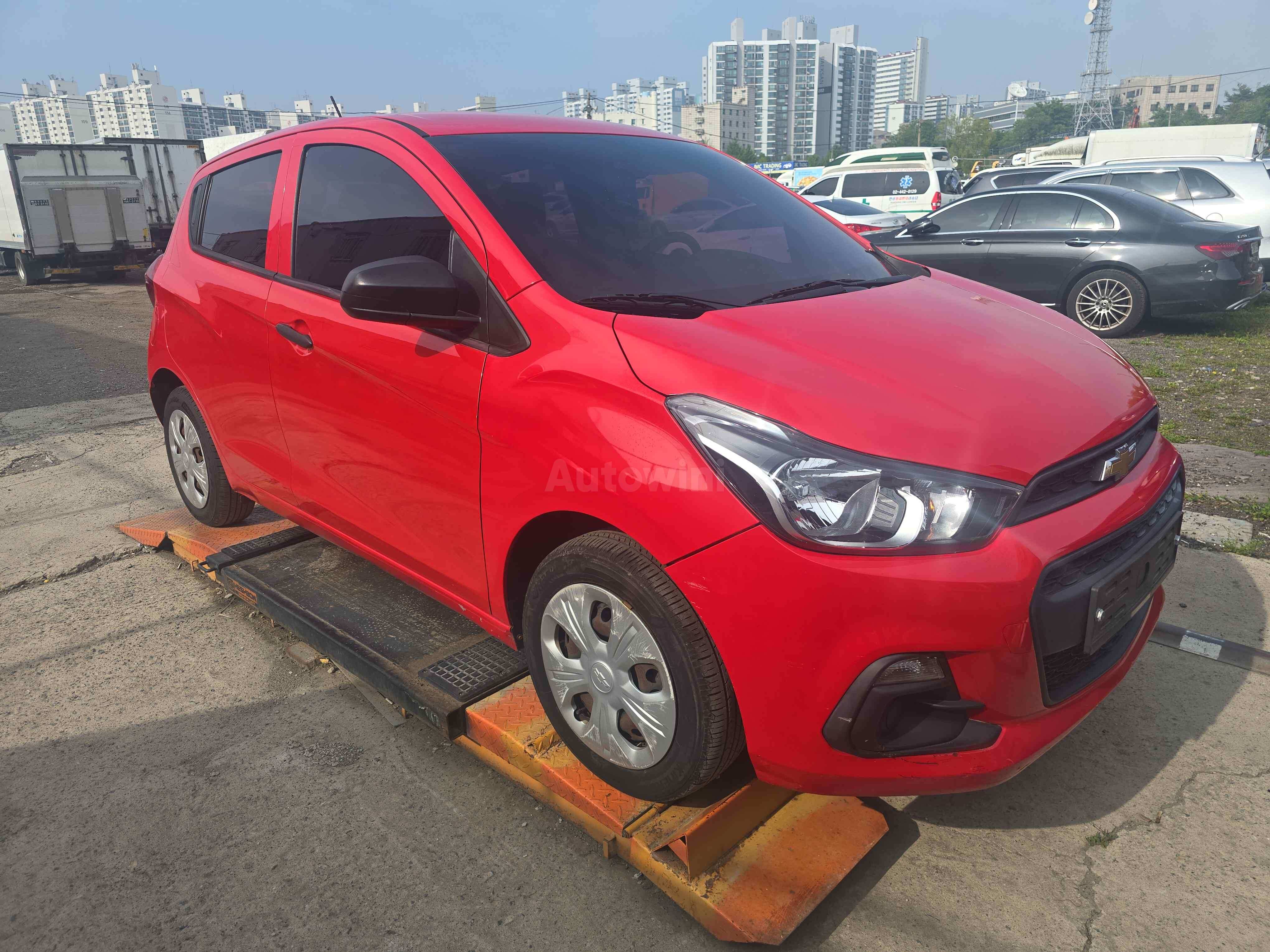2017 CHEVROLET SPARK VIN: KLYDC487DHC231438