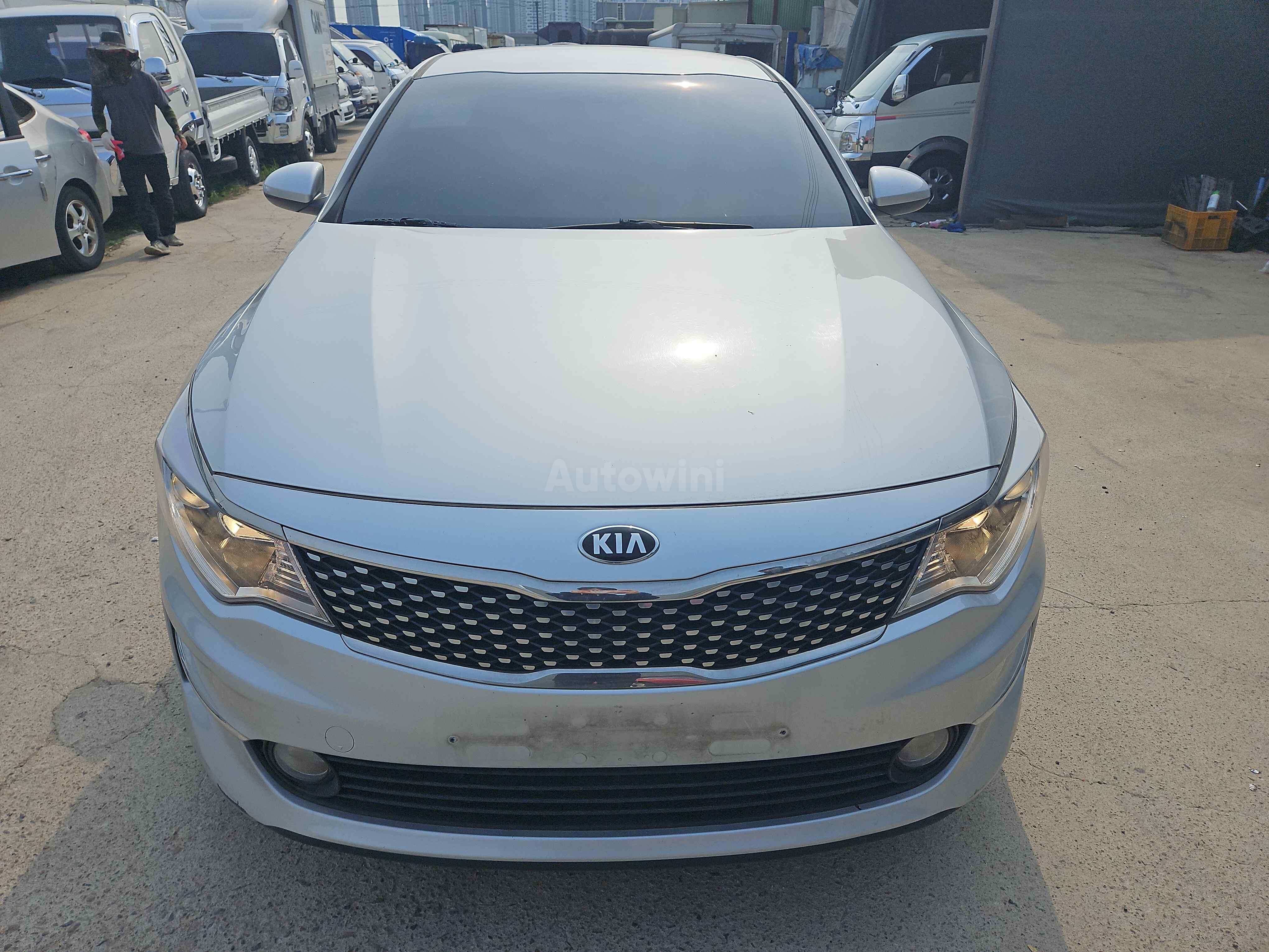 2016 KIA K5 VIN: KNAGU416BGA028290