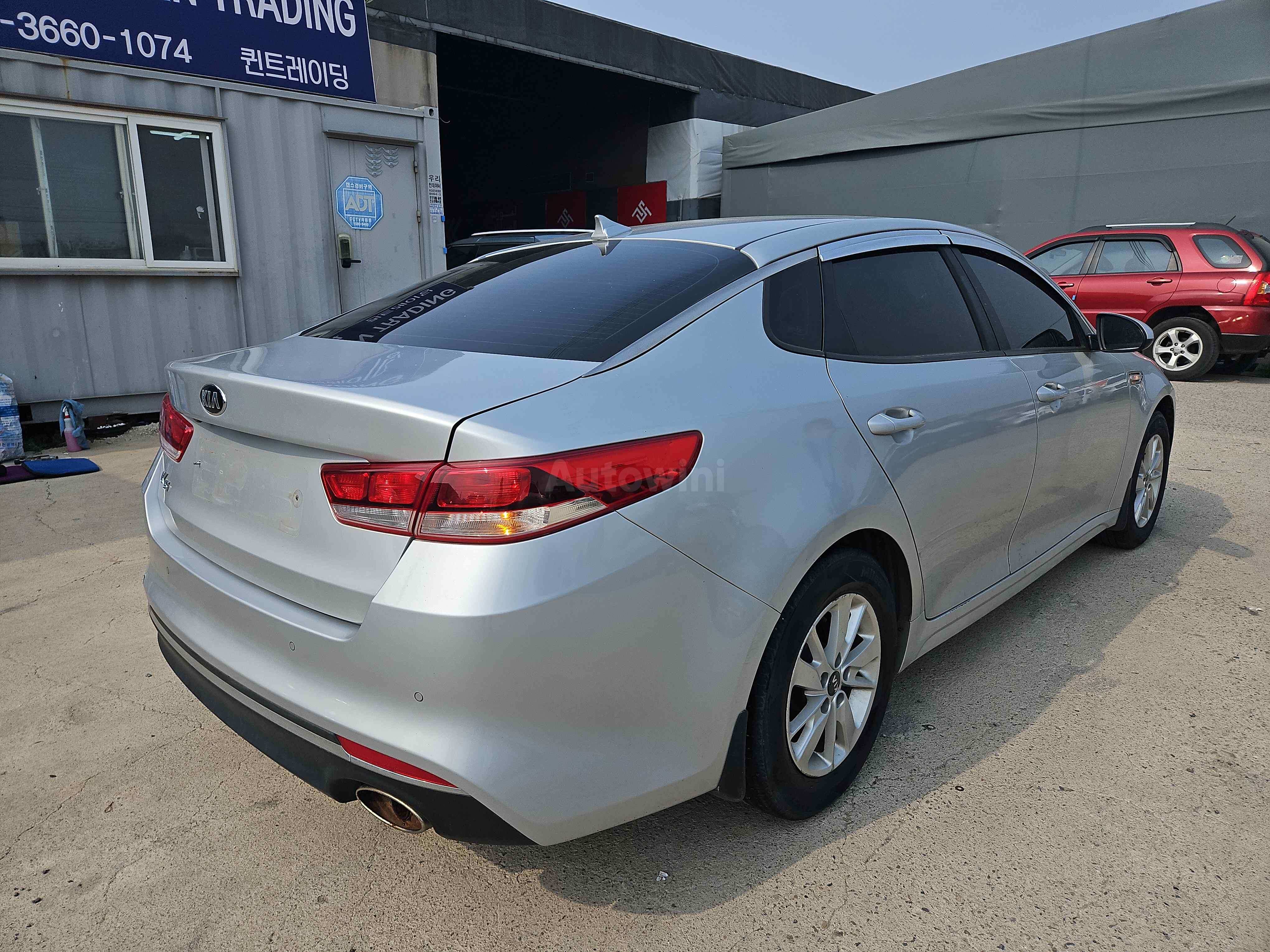 2016 KIA K5 VIN: KNAGU416BGA028290