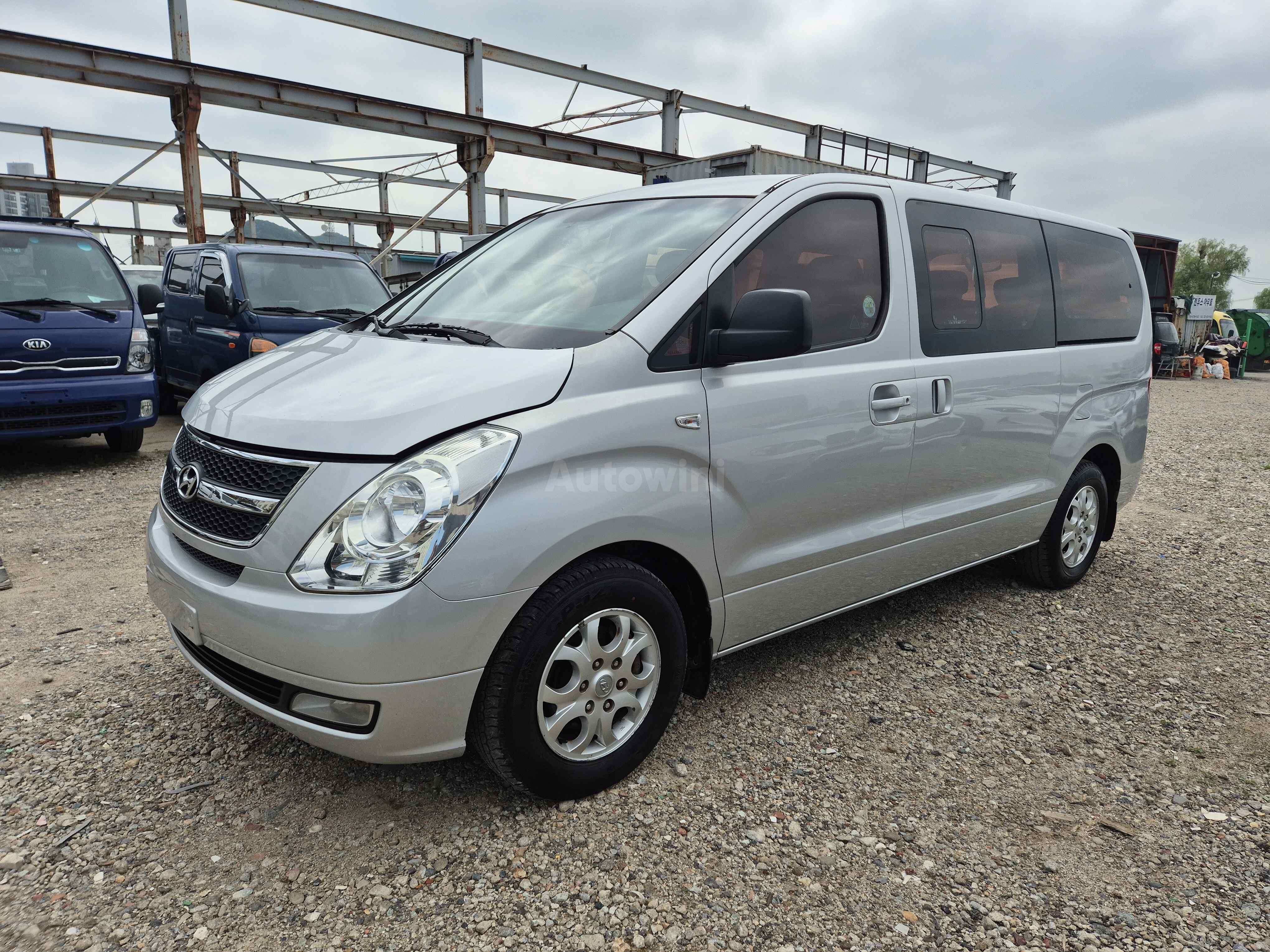 2010 HYUNDAI STAREX VIN: KMJWA37JBAU193259