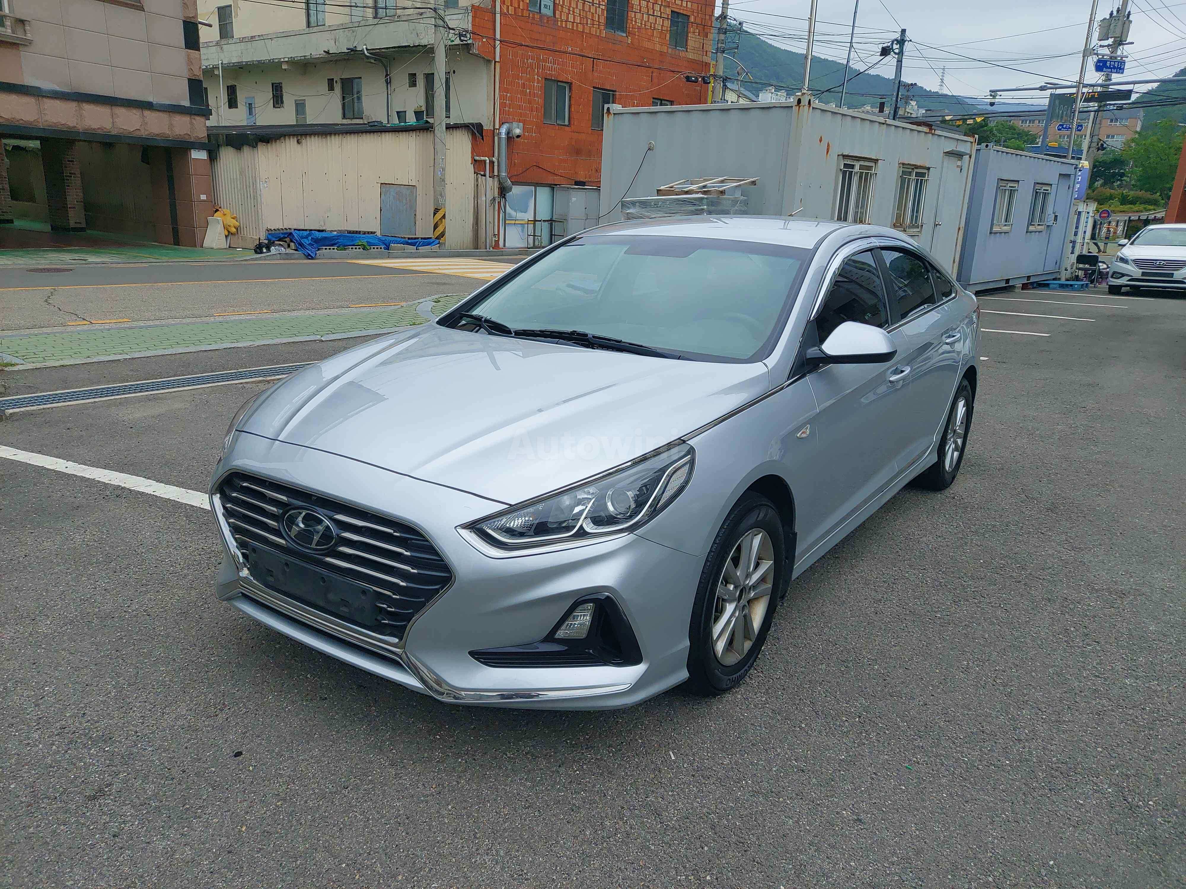 2018 HYUNDAI SONATA VIN: KMHE341DBJA479561