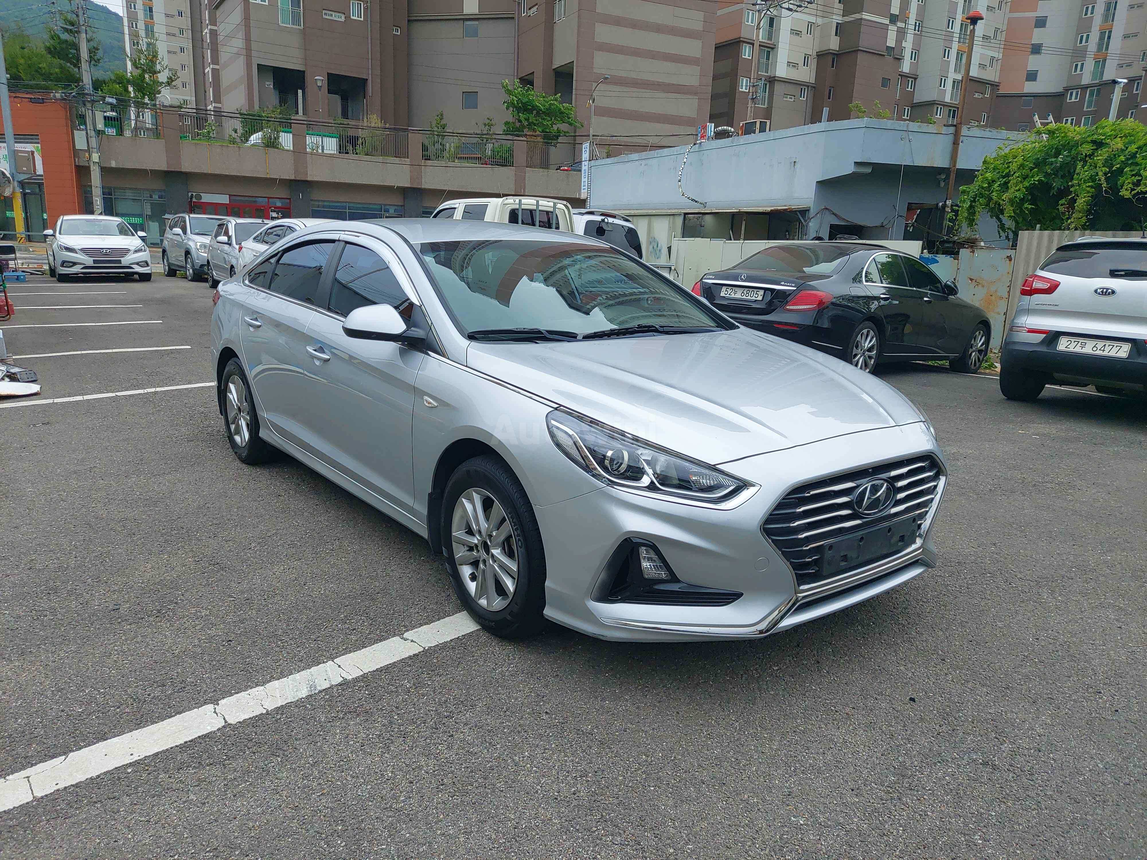 2018 HYUNDAI SONATA VIN: KMHE341DBJA479561