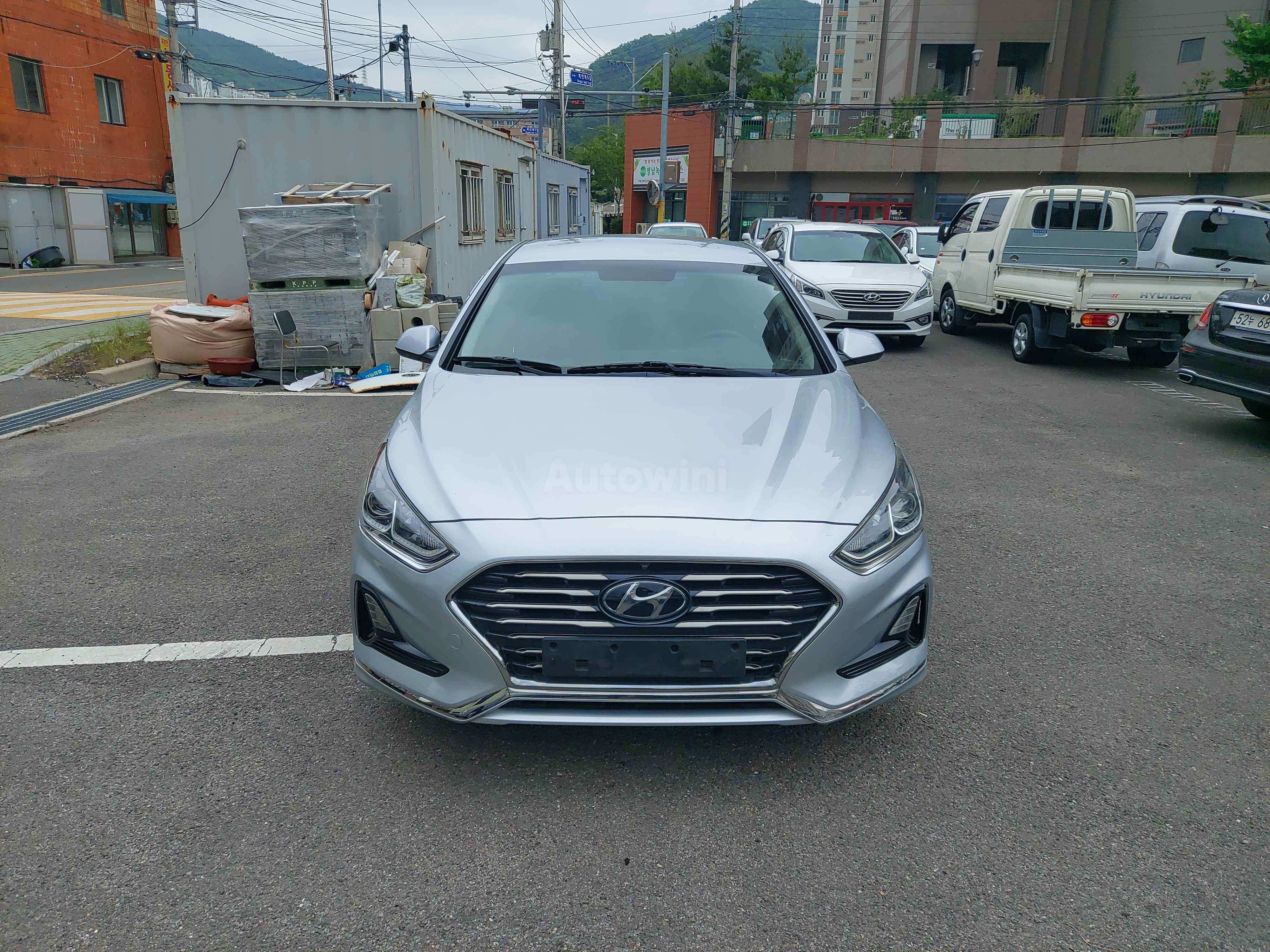 2018 HYUNDAI SONATA VIN: KMHE341DBJA479561