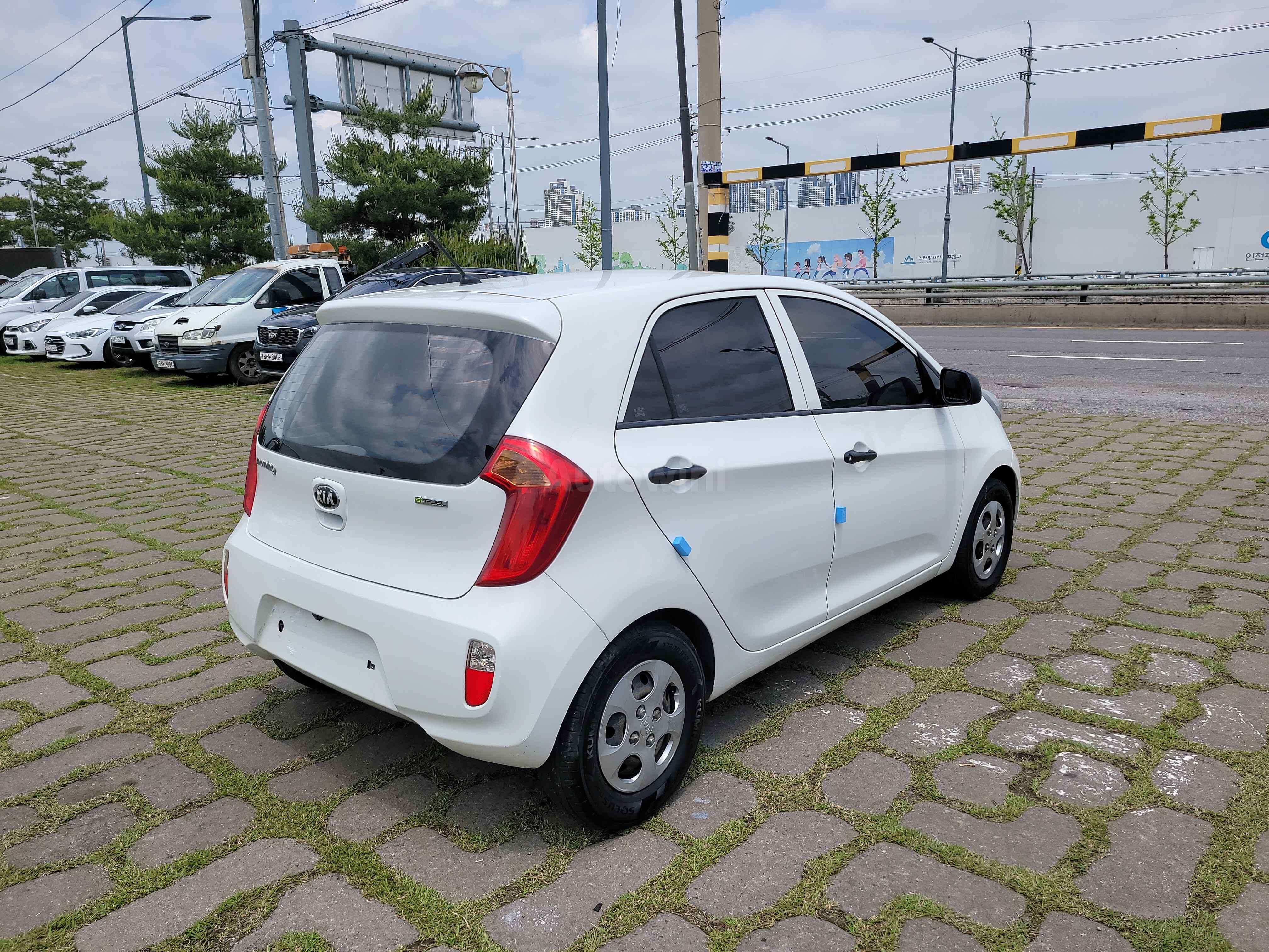 2015 KIA MORNING VIN: KNABE515BFT834576