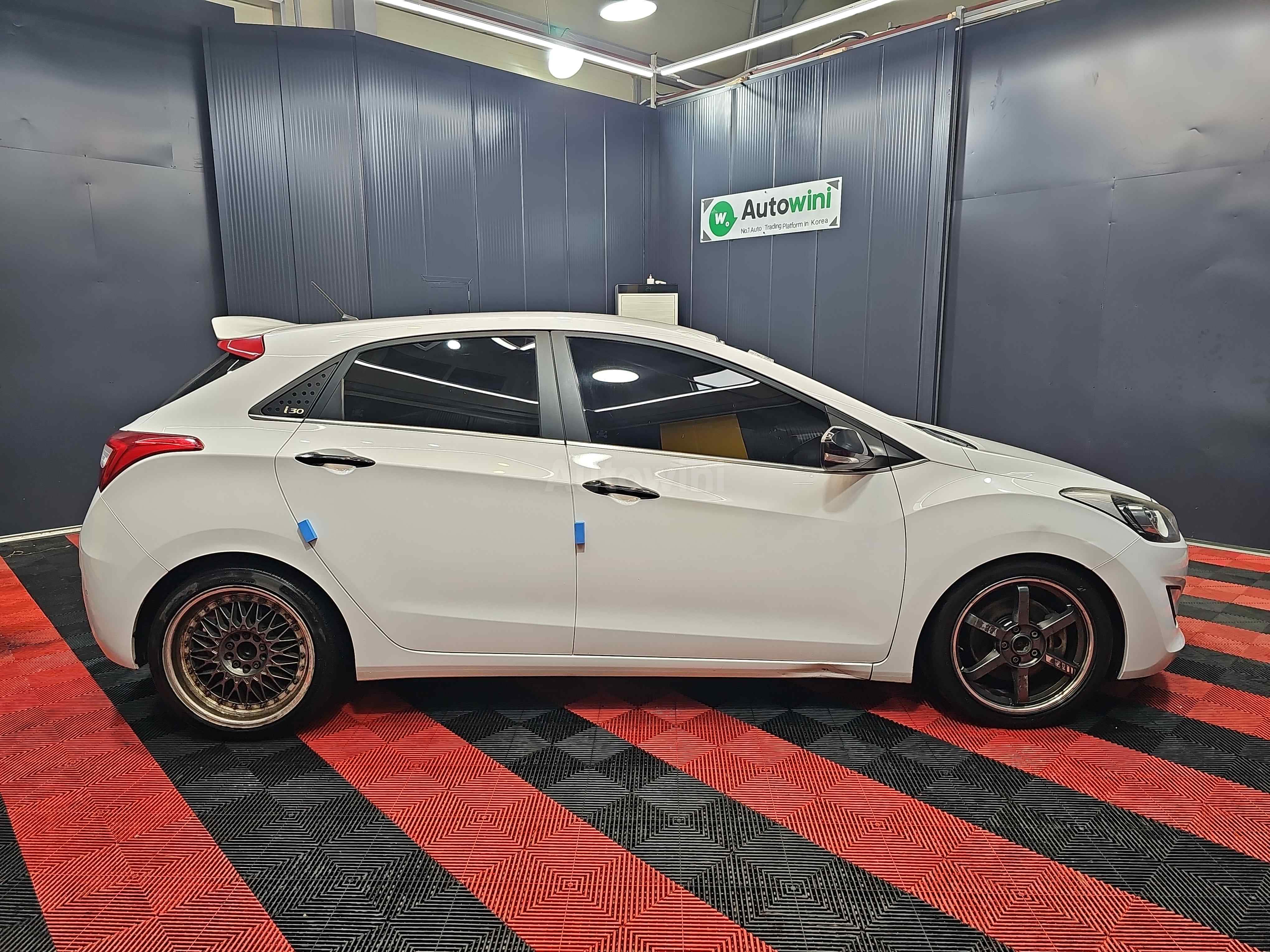 2014 HYUNDAI I30 VIN: KMHD251UAEU130884