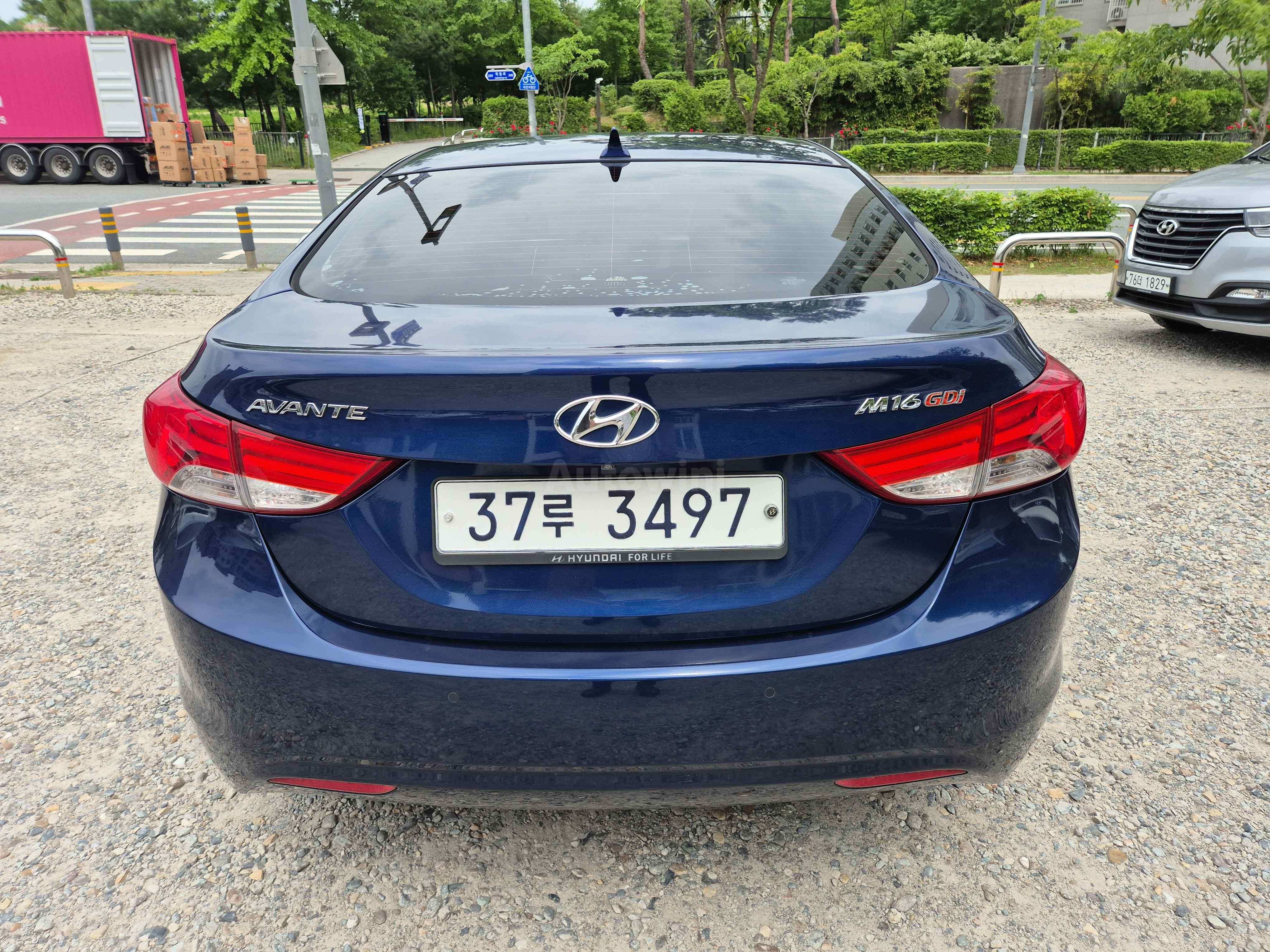 2012 HYUNDAI AVANTE VIN: KMHDH41DBCU193175