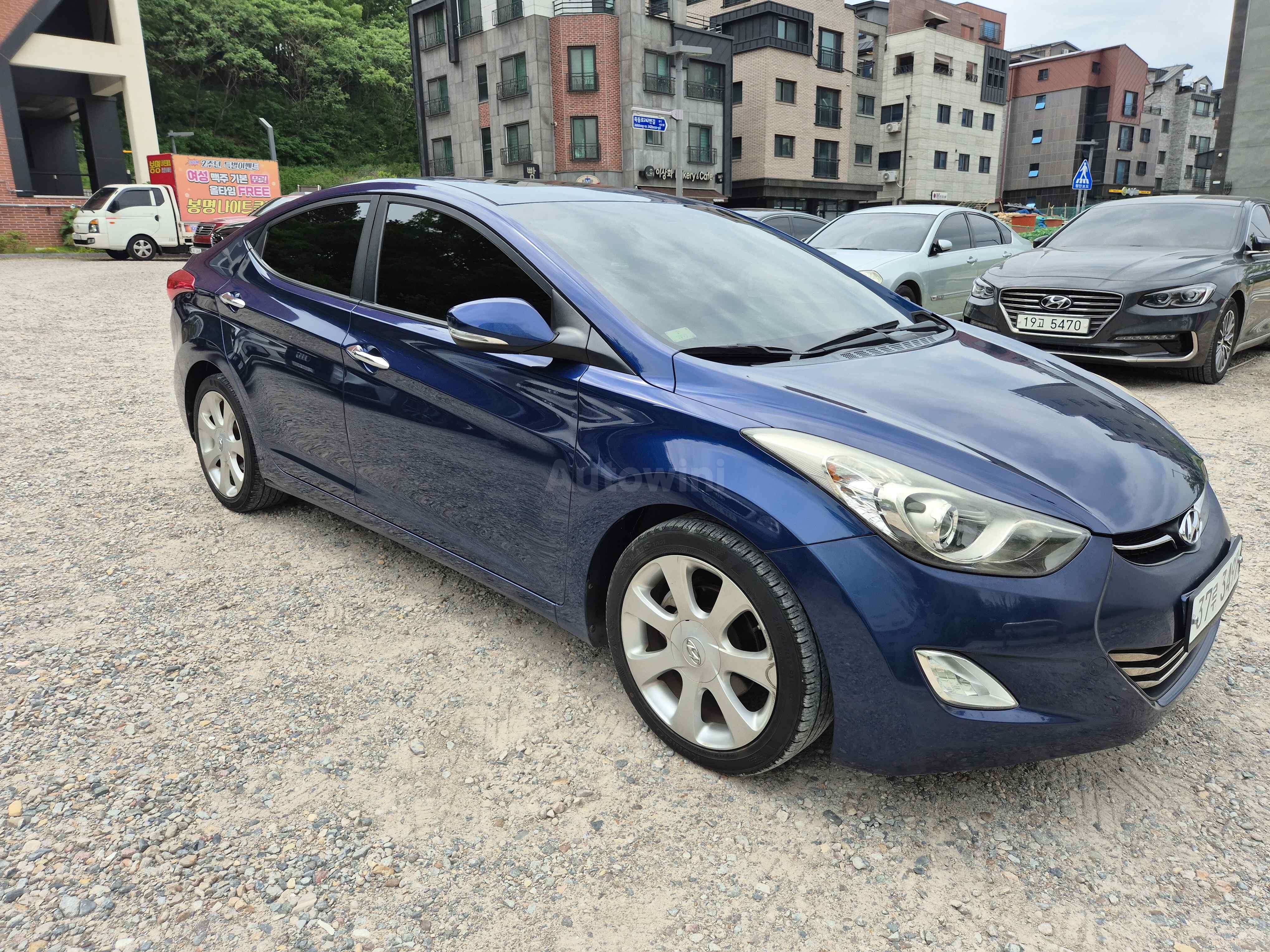 2012 HYUNDAI AVANTE VIN: KMHDH41DBCU193175