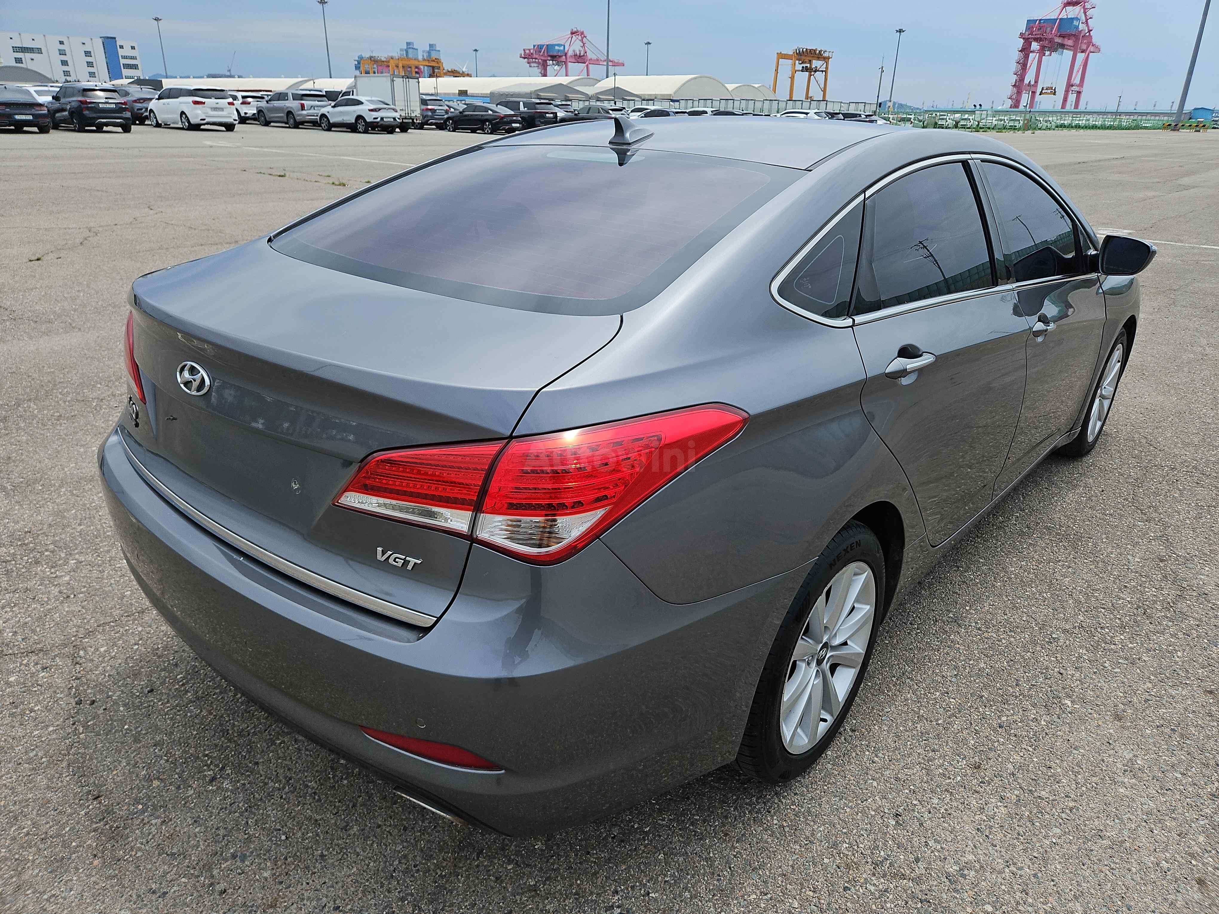 2012 HYUNDAI I40 VIN: KMHLB41UBCU018136