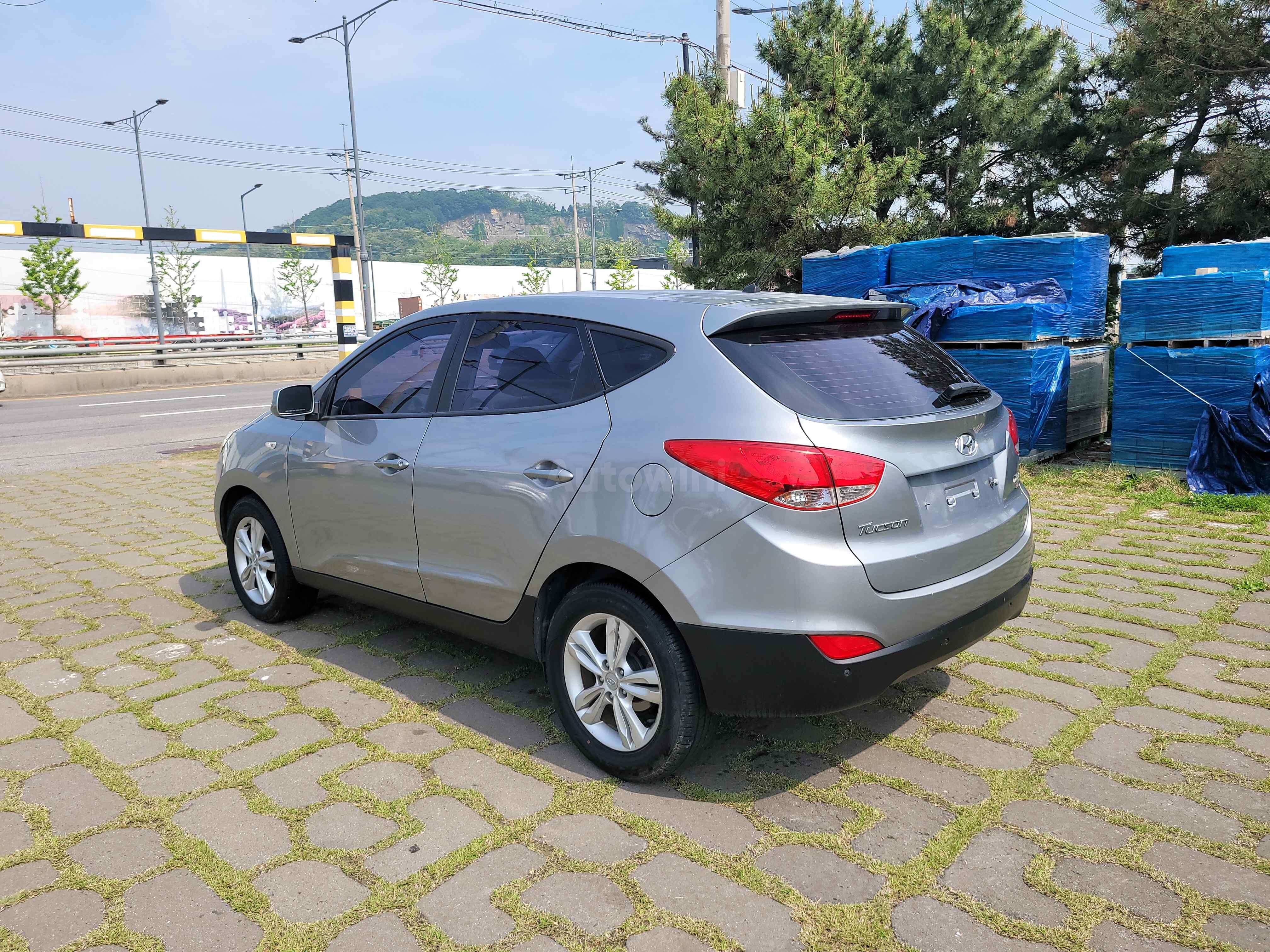 2012 HYUNDAI TUCSON VIN: KMHJT81VBCU355908