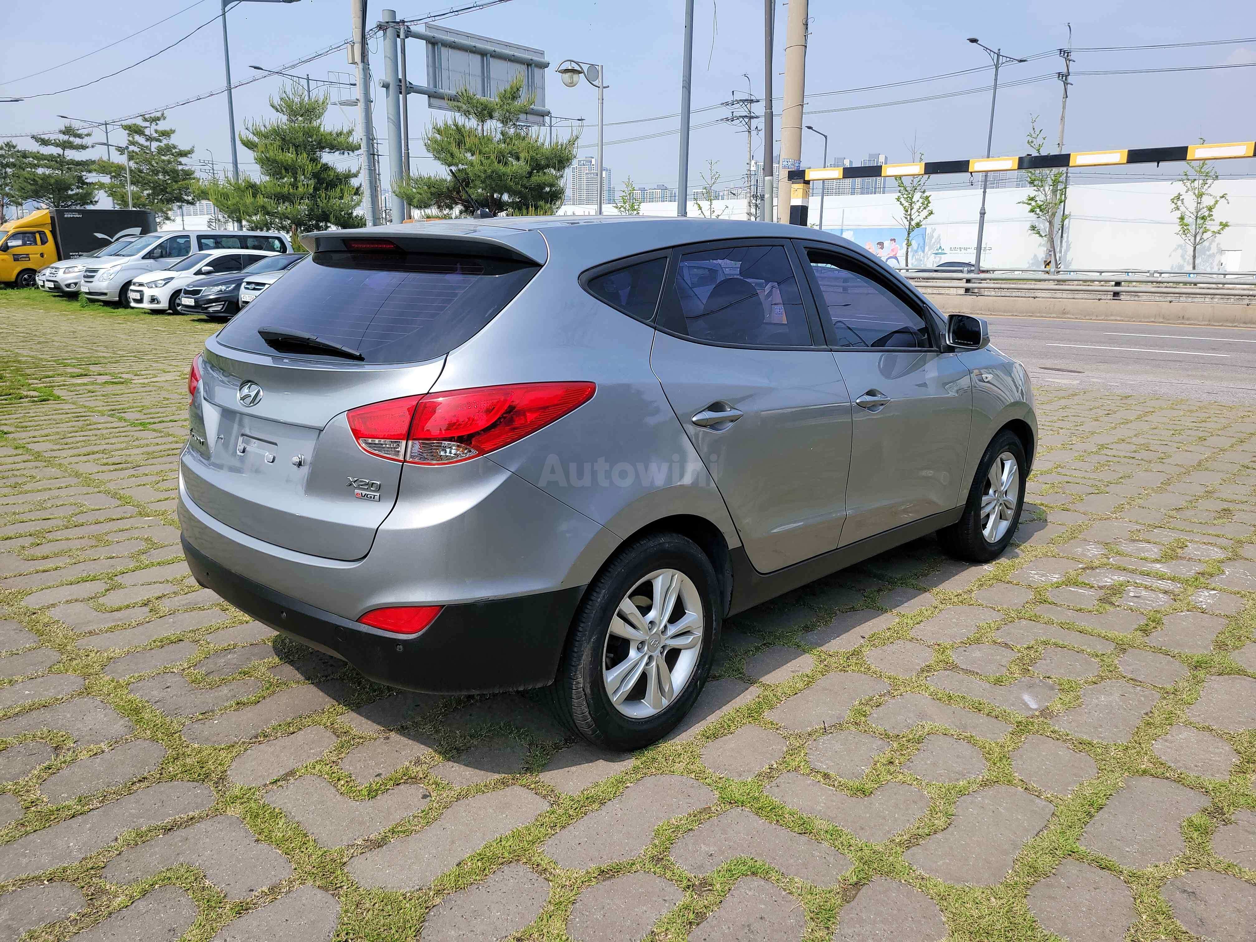 2012 HYUNDAI TUCSON VIN: KMHJT81VBCU355908