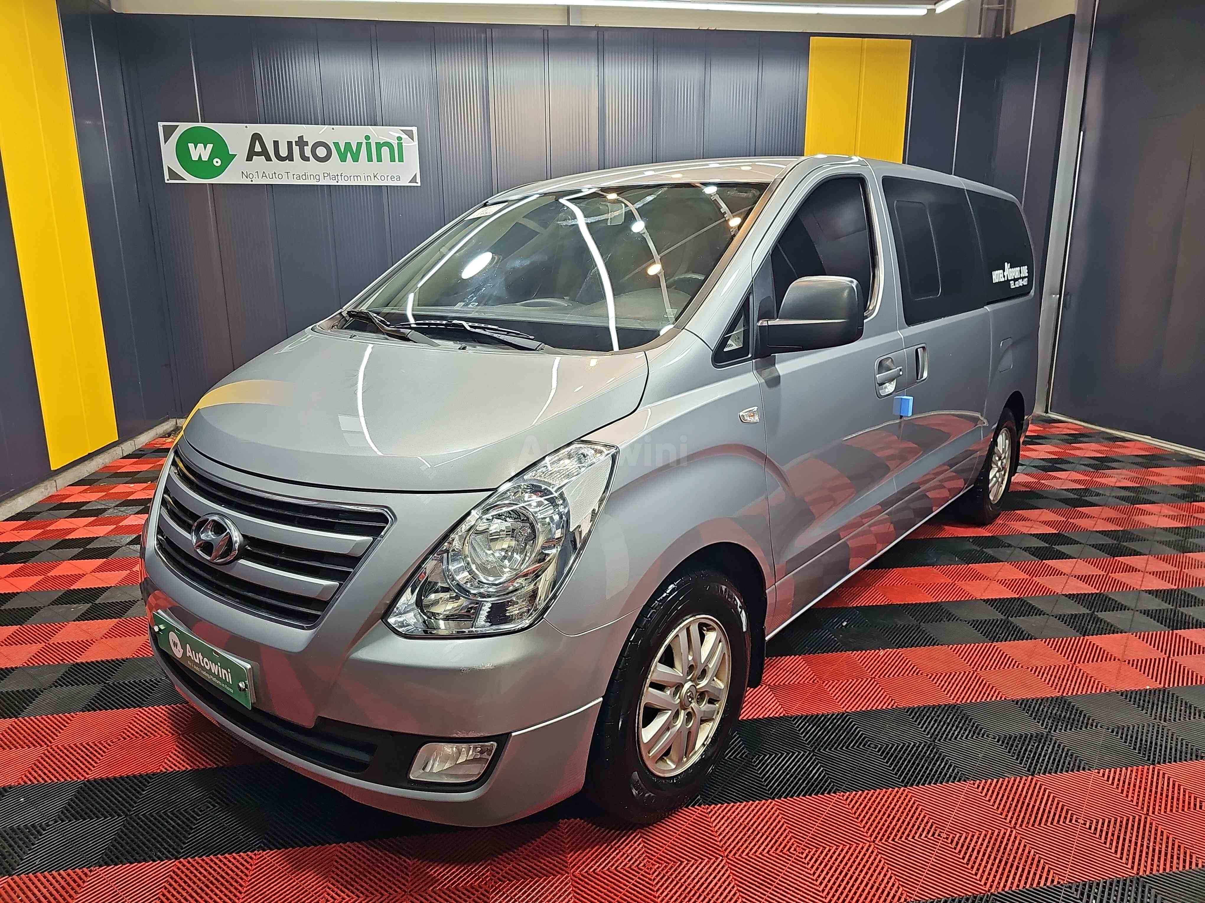 2018 HYUNDAI STAREX VIN: KMJWA37KAJU953602