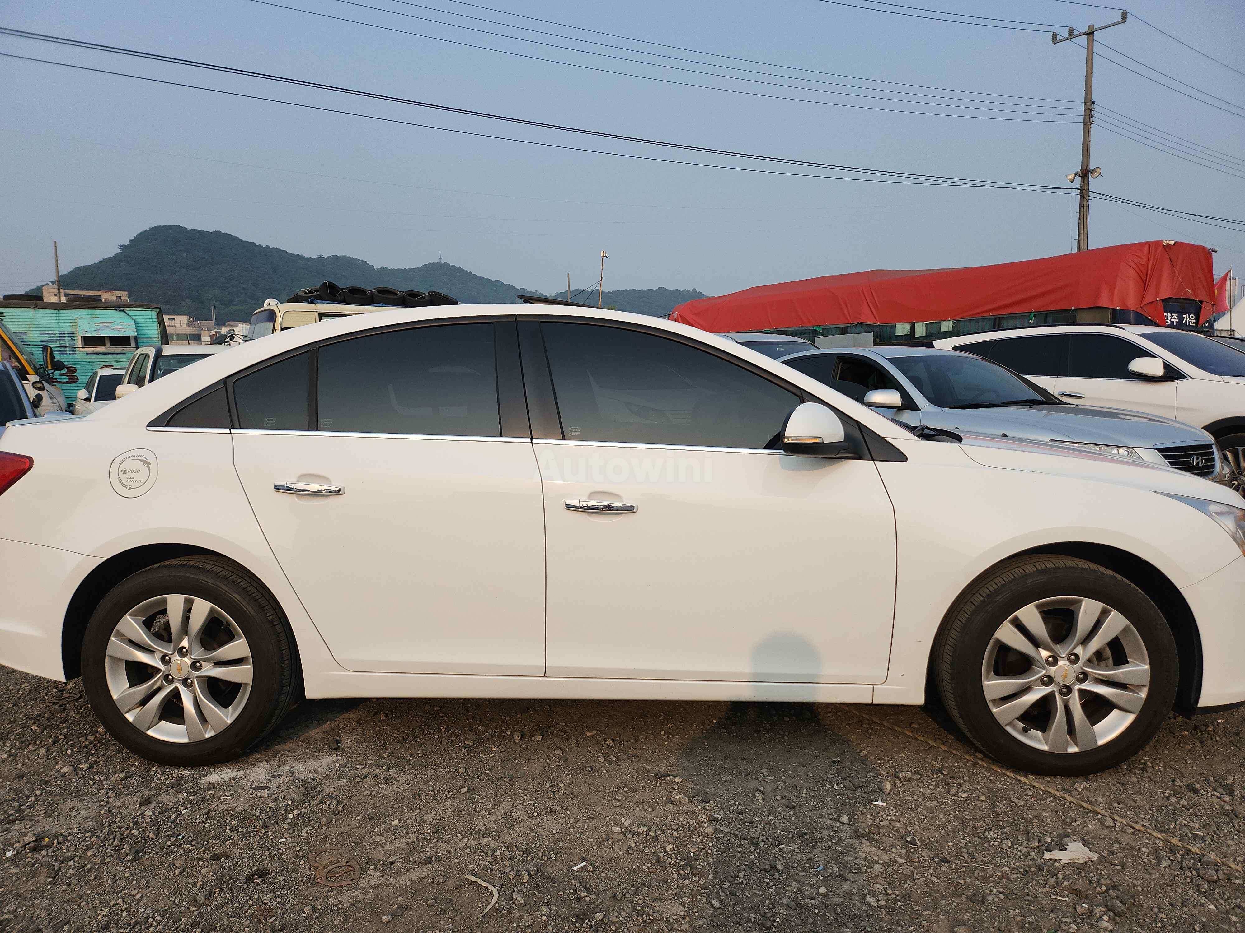 2014 CHEVROLET CRUZE VIN: KLAJA698DEK551822