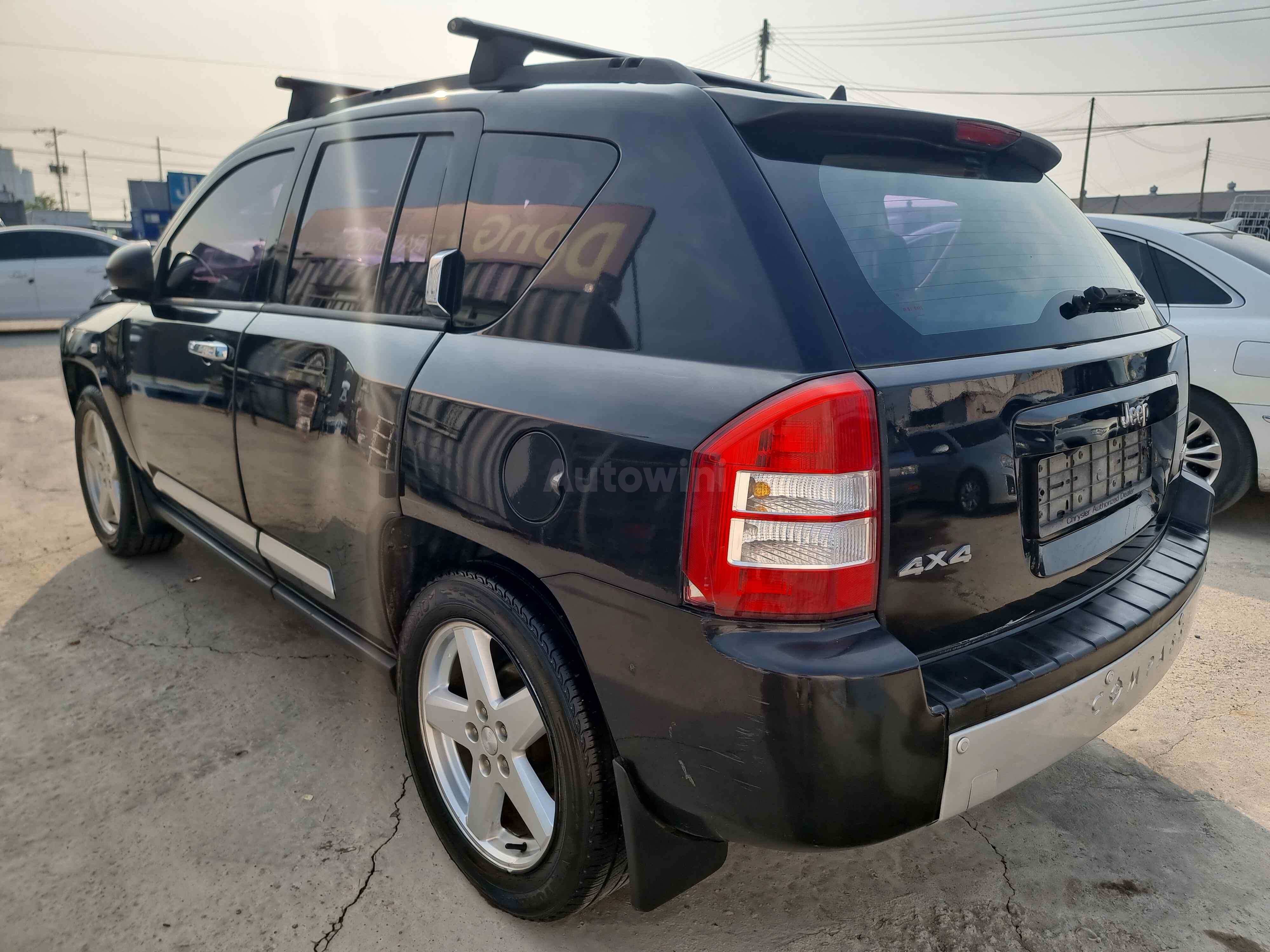 2010 JEEP COMPASS VIN: 1J4NF5FB5AD563141
