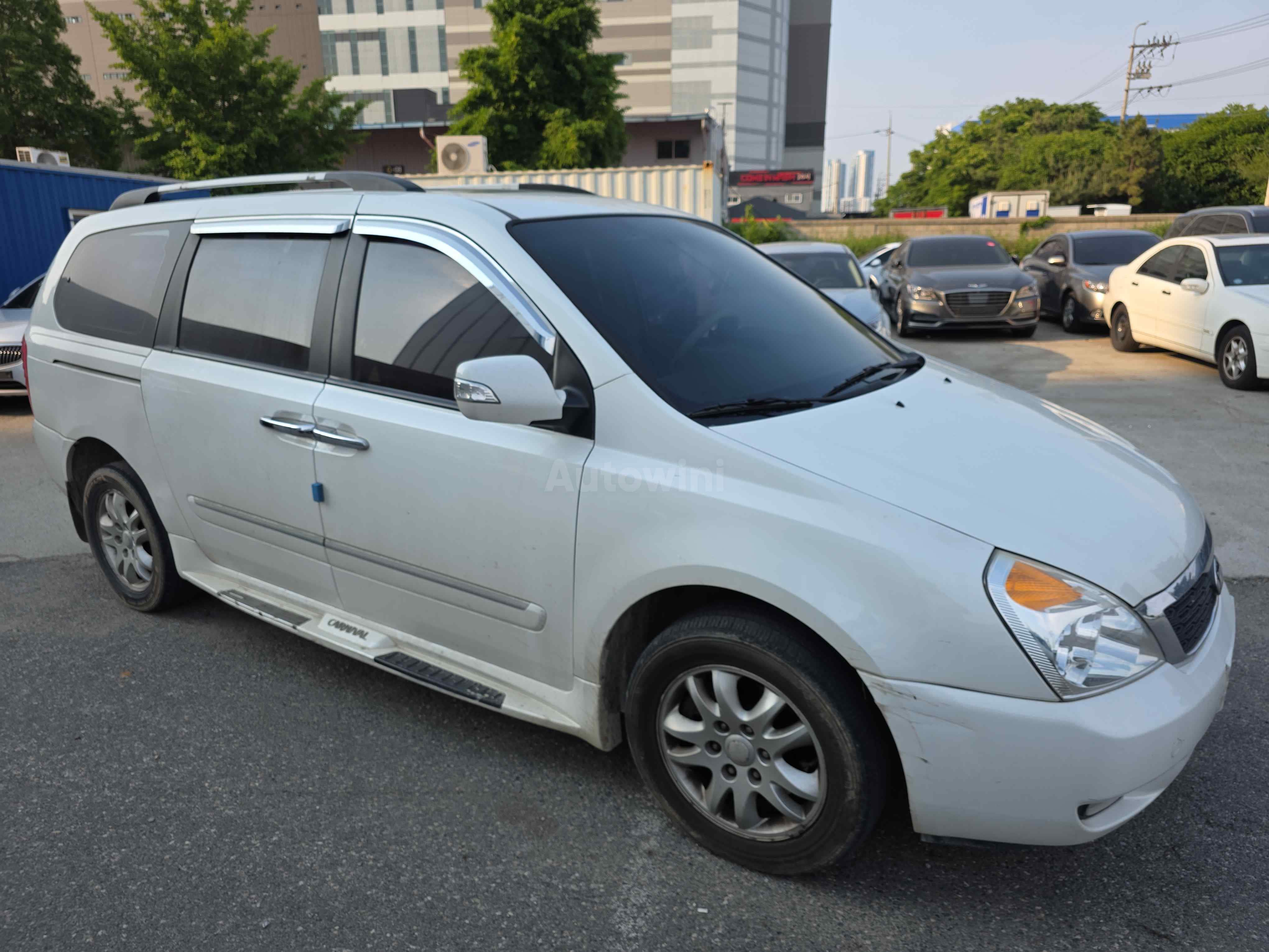 2013 KIA CARNIVAL VIN: KNHMD376BDS512885