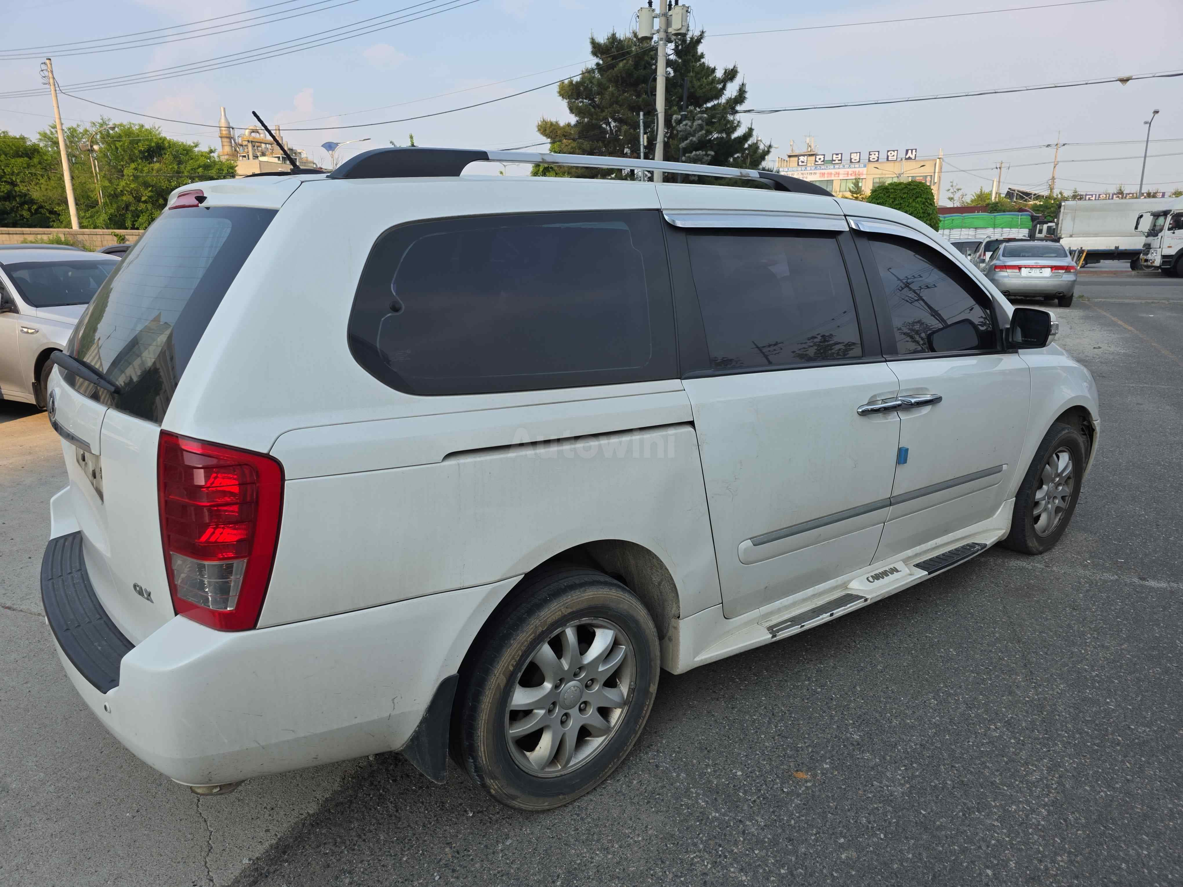 2013 KIA CARNIVAL VIN: KNHMD376BDS512885