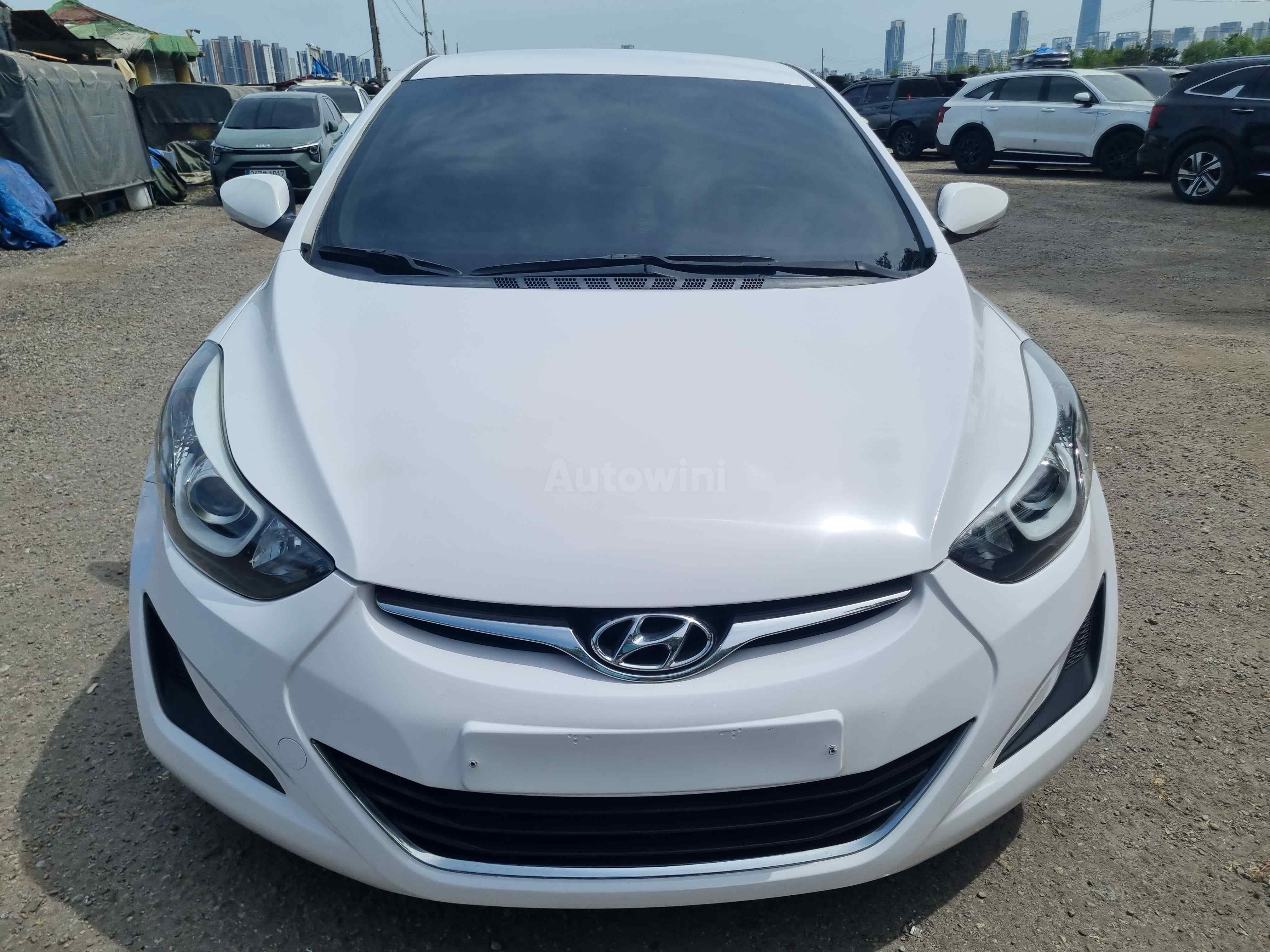 2015 HYUNDAI AVANTE VIN: KMHDG41UBFU189447