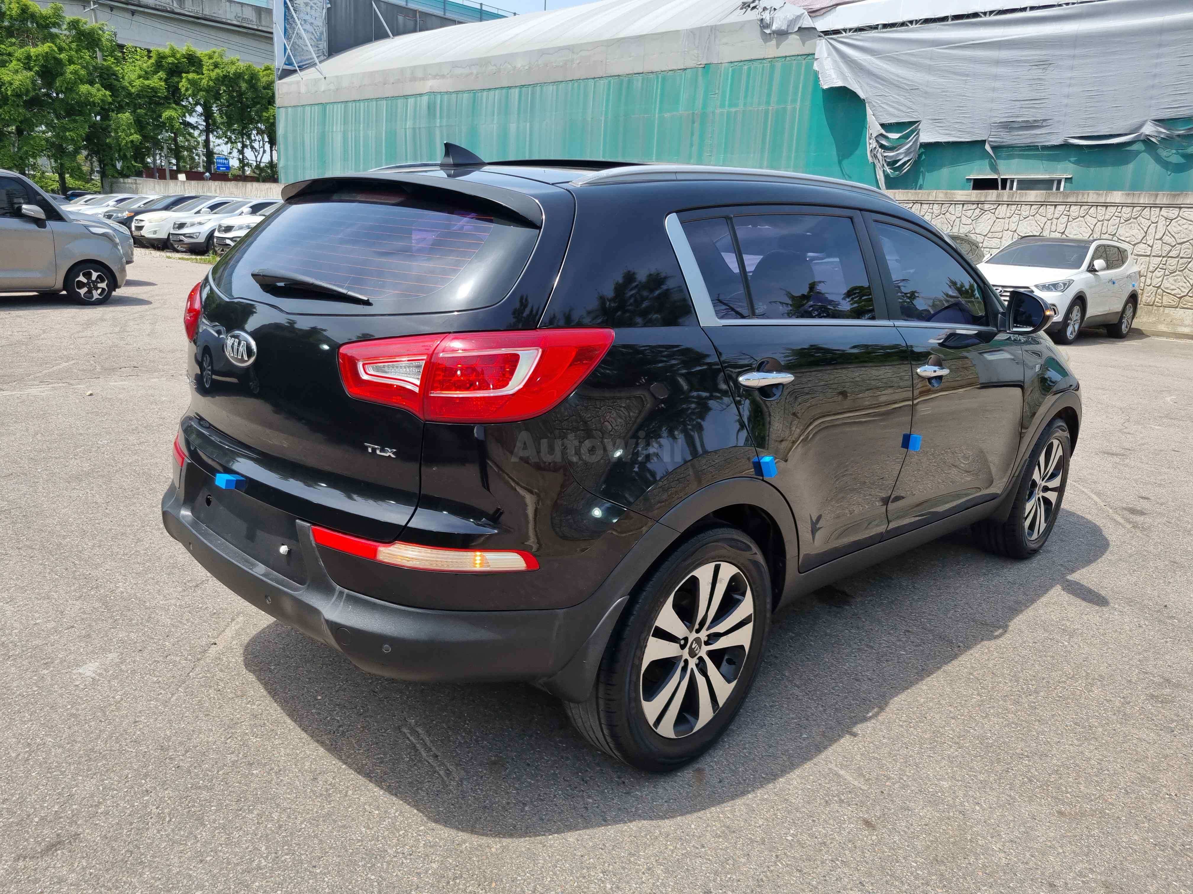 2013 KIA SPORTAGE VIN: KNAPC813BDK406897