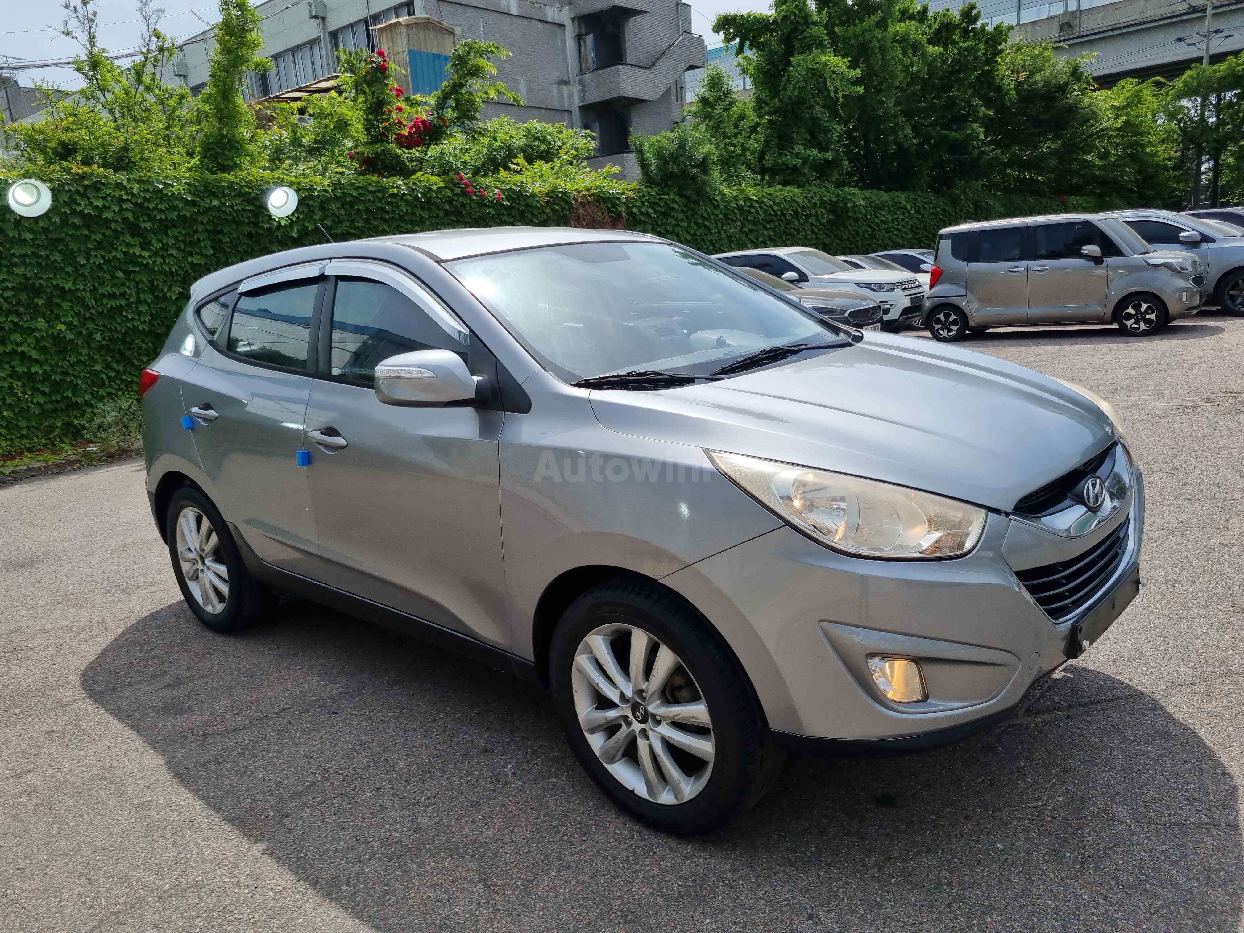 2010 HYUNDAI TUCSON VIN: KMHJU81VBAU016719