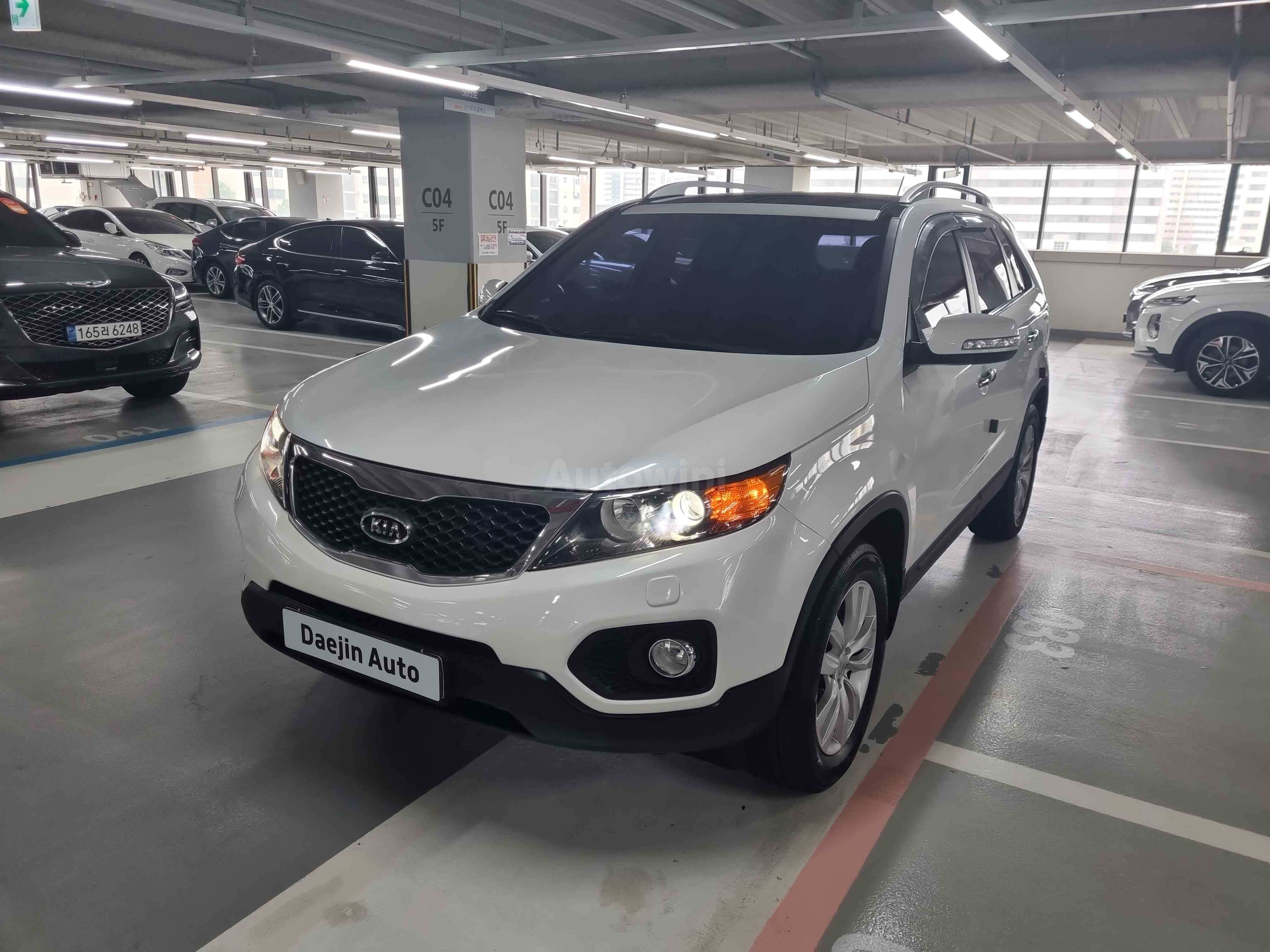 2012 KIA SORENTO VIN: KNAKU814DCA339677