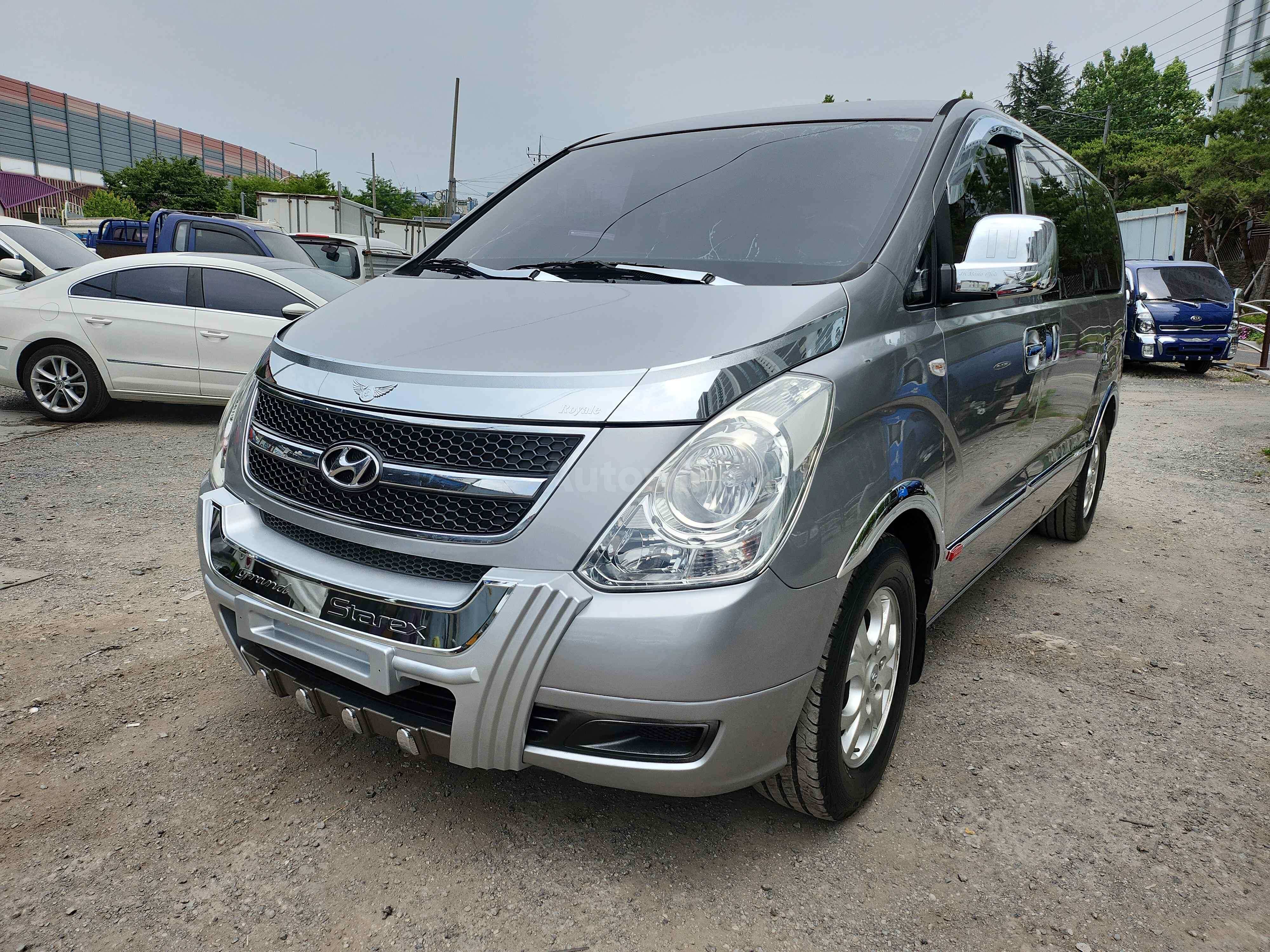 2013 HYUNDAI STAREX VIN: KMJWA37KADU515833