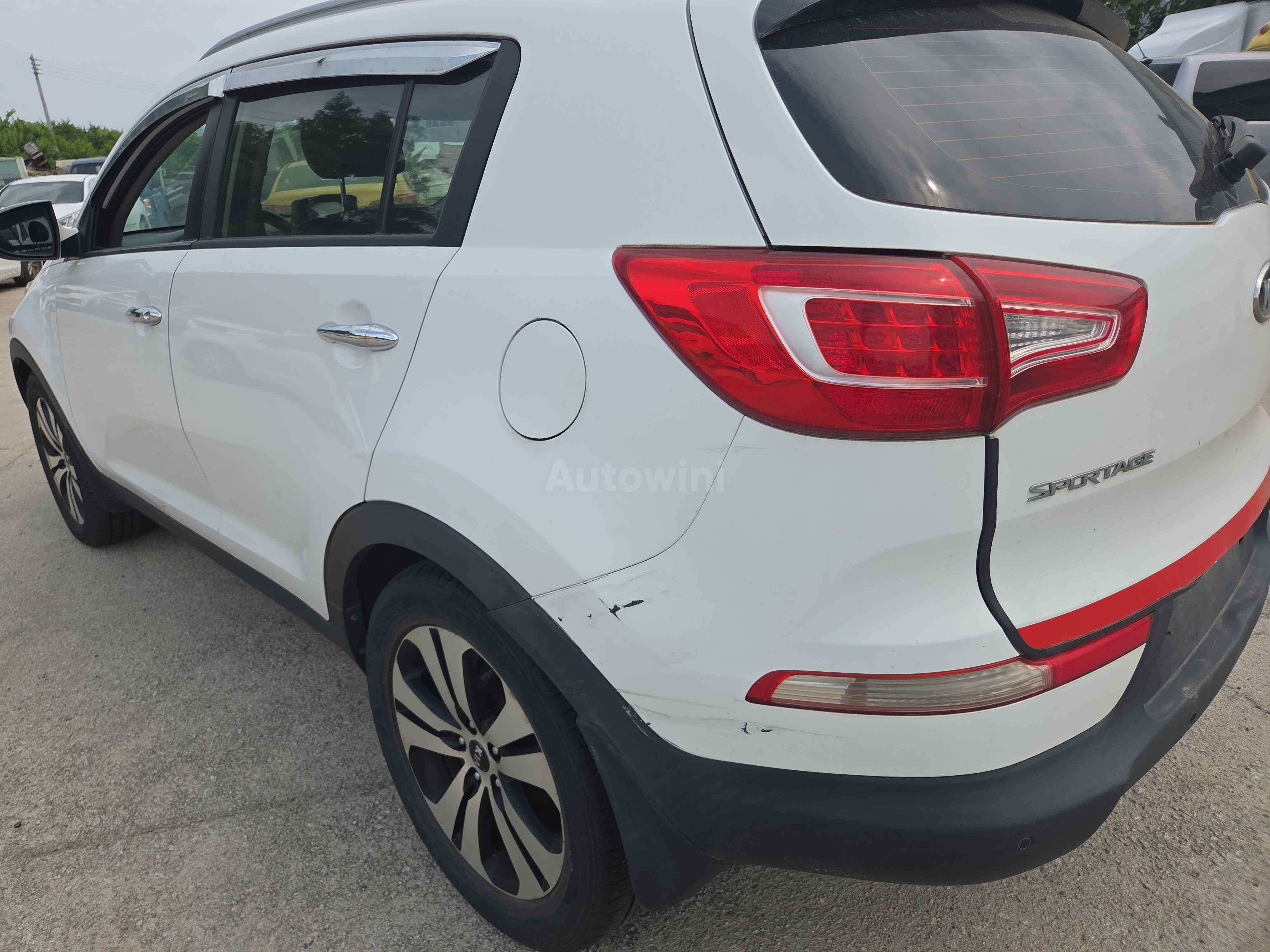 2012 KIA SPORTAGE VIN: KNAPC813DCK131159