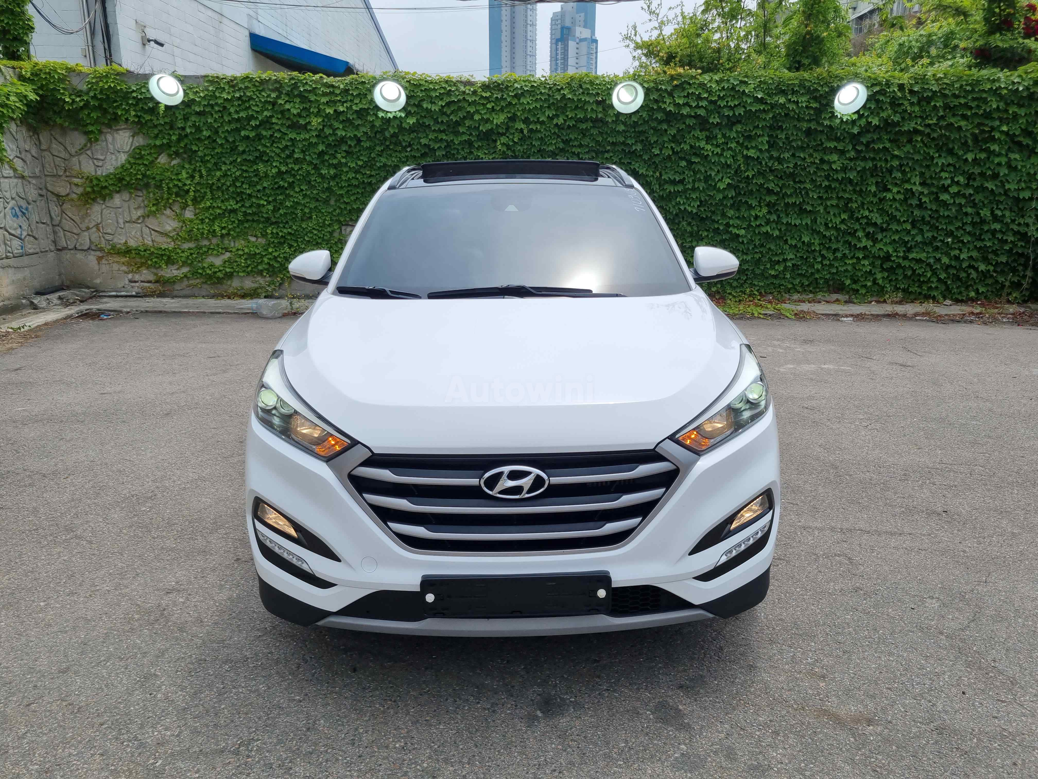 2018 HYUNDAI TUCSON VIN: KMHJ381ADJU710965
