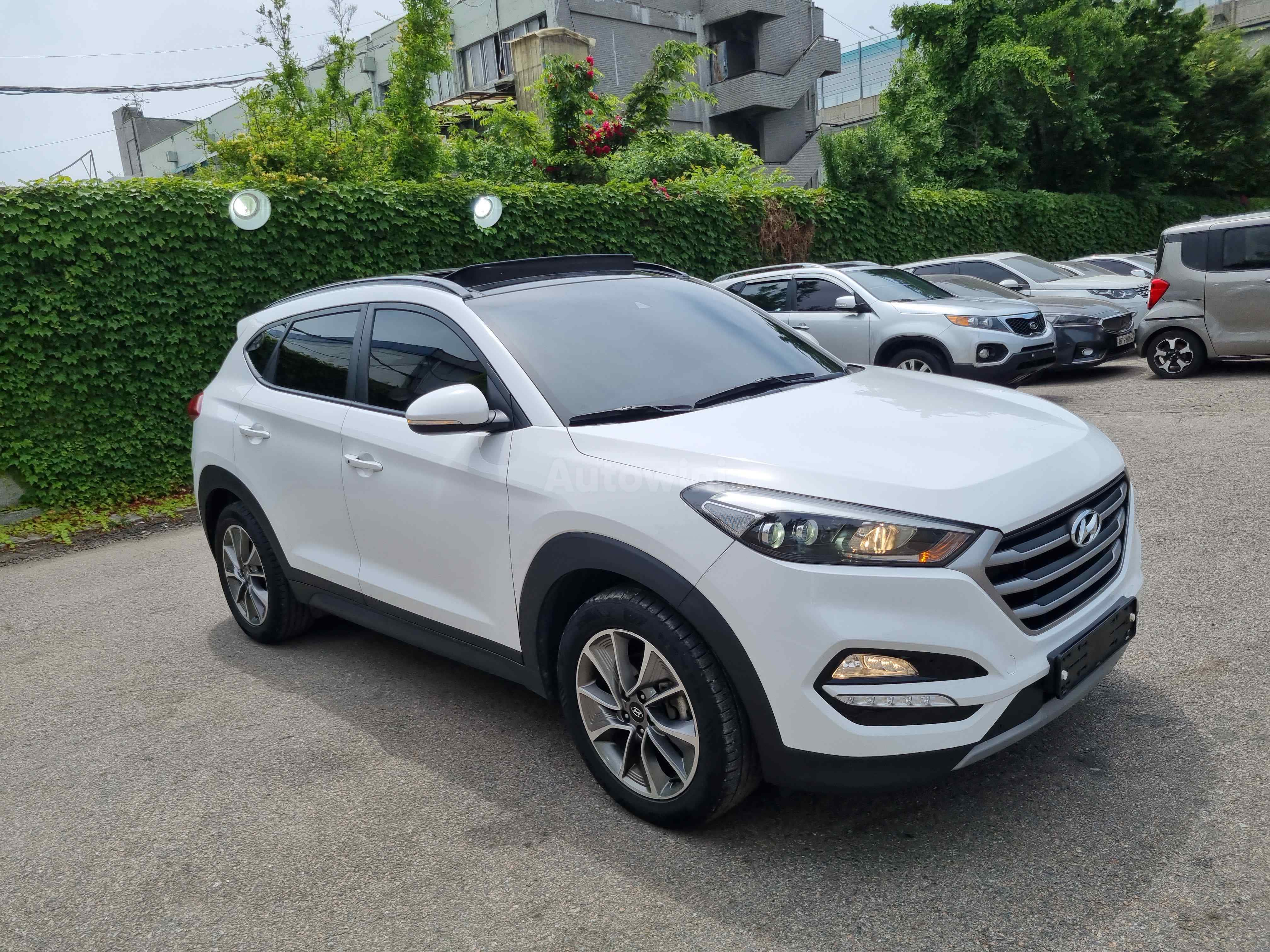 2018 HYUNDAI TUCSON VIN: KMHJ381ADJU710965