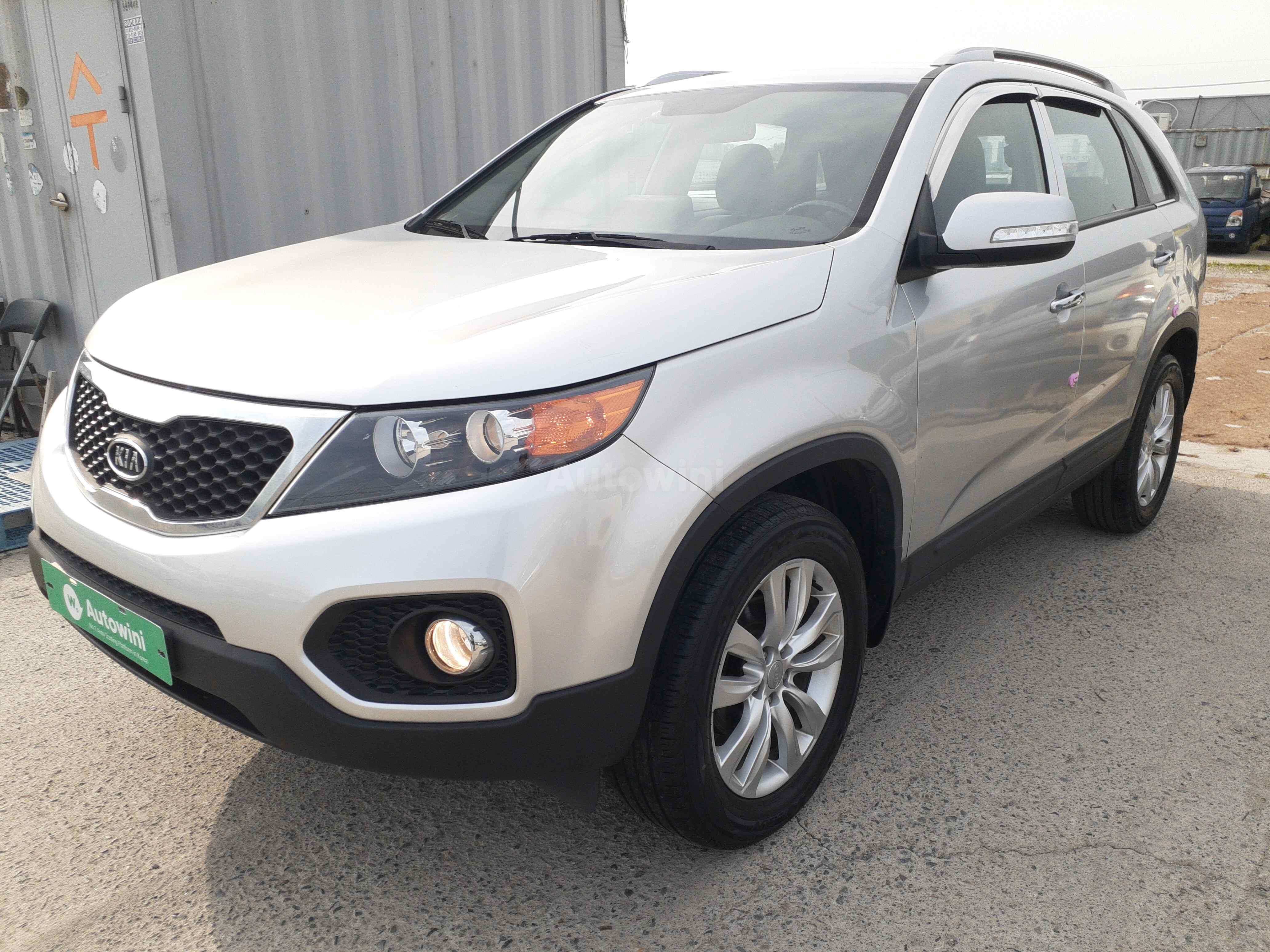 2010 KIA SORENTO VIN: KNAKU815BAA056403