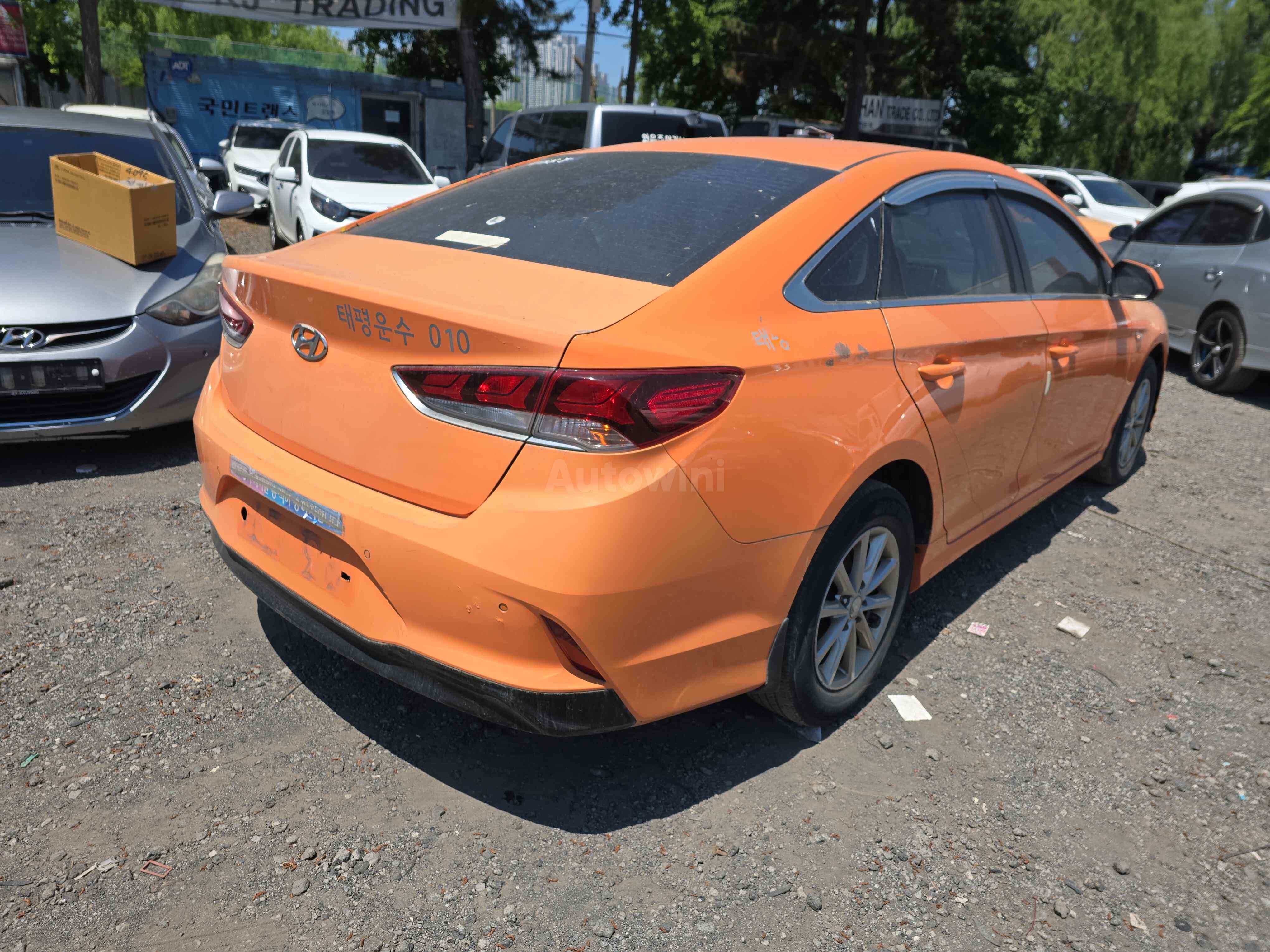 2019 HYUNDAI SONATA VIN: KMHE341DBKA544974