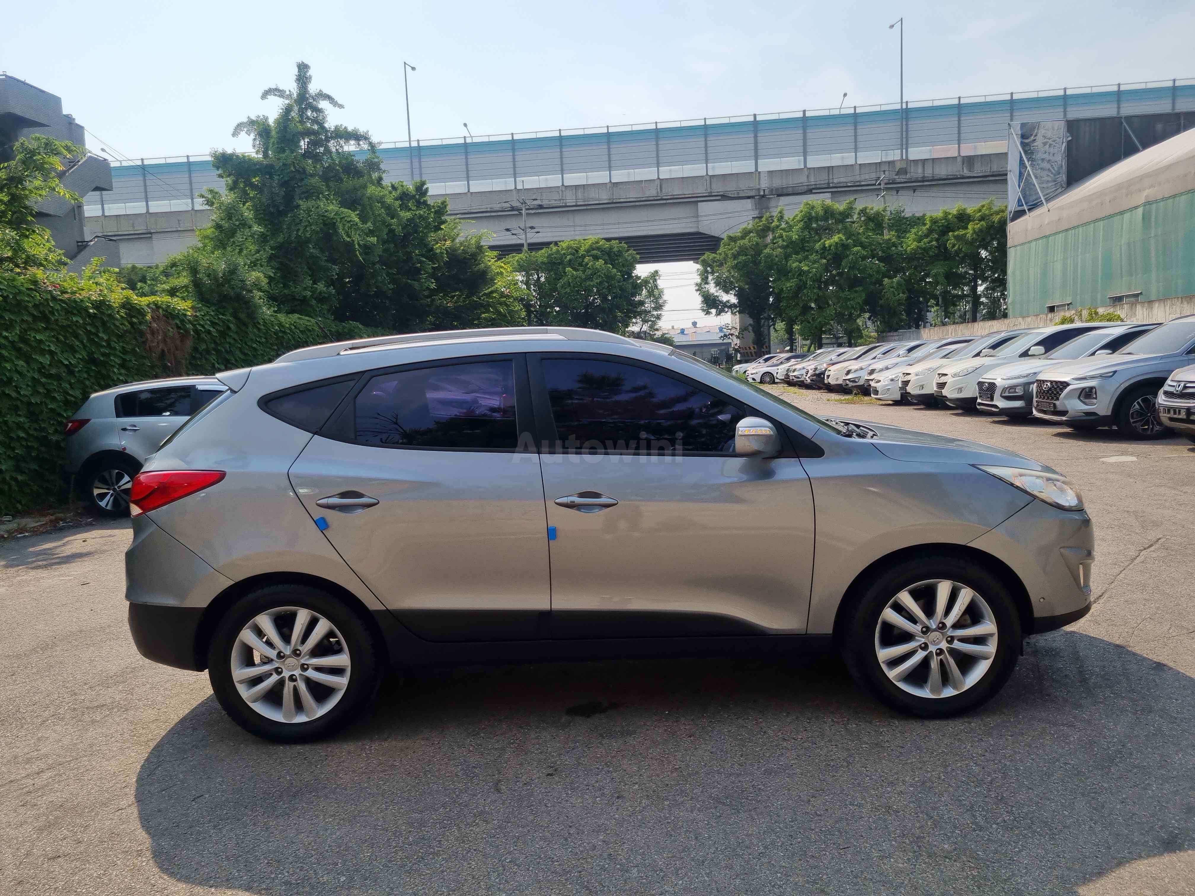2013 HYUNDAI TUCSON VIN: KMHJU81VDDU630236