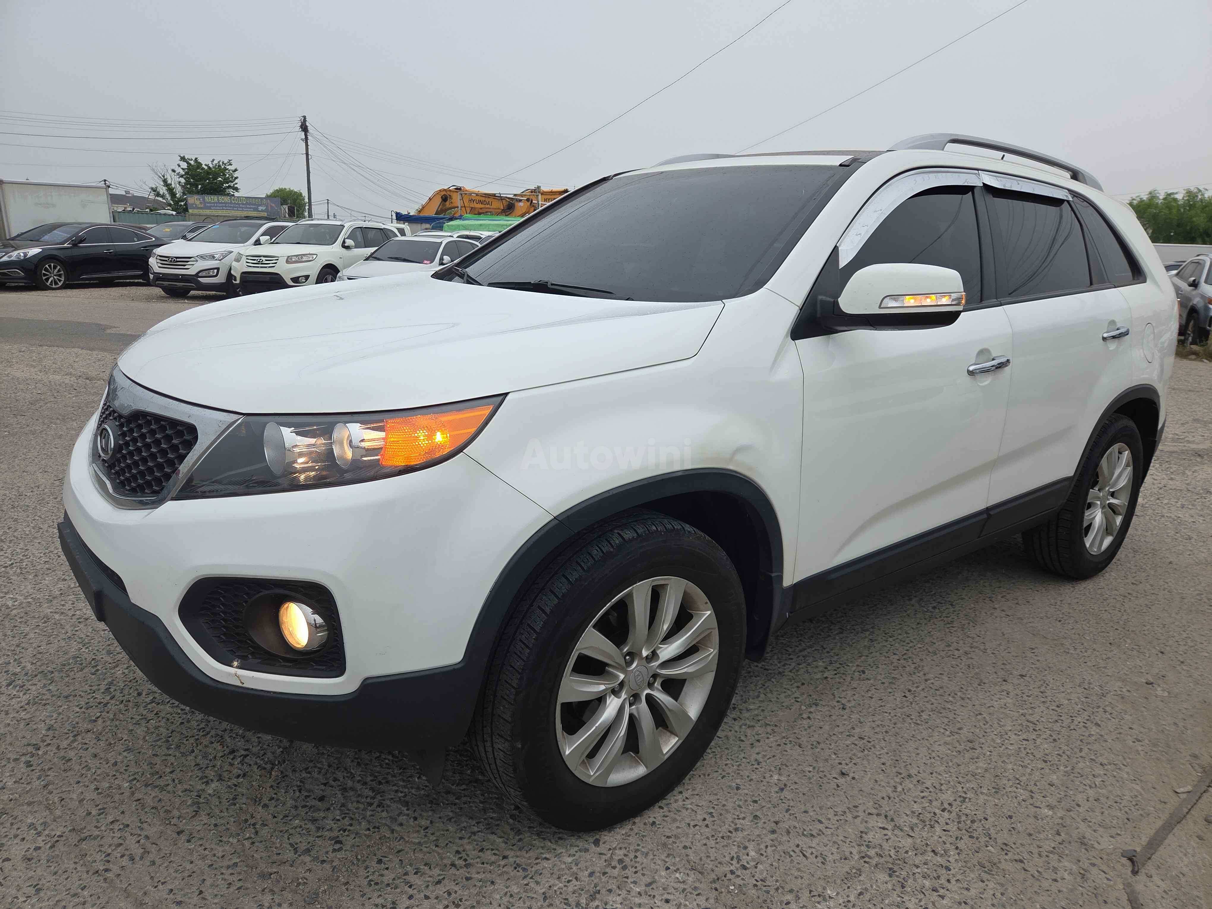 2010 KIA SORENTO VIN: KNAKU814BAA019324