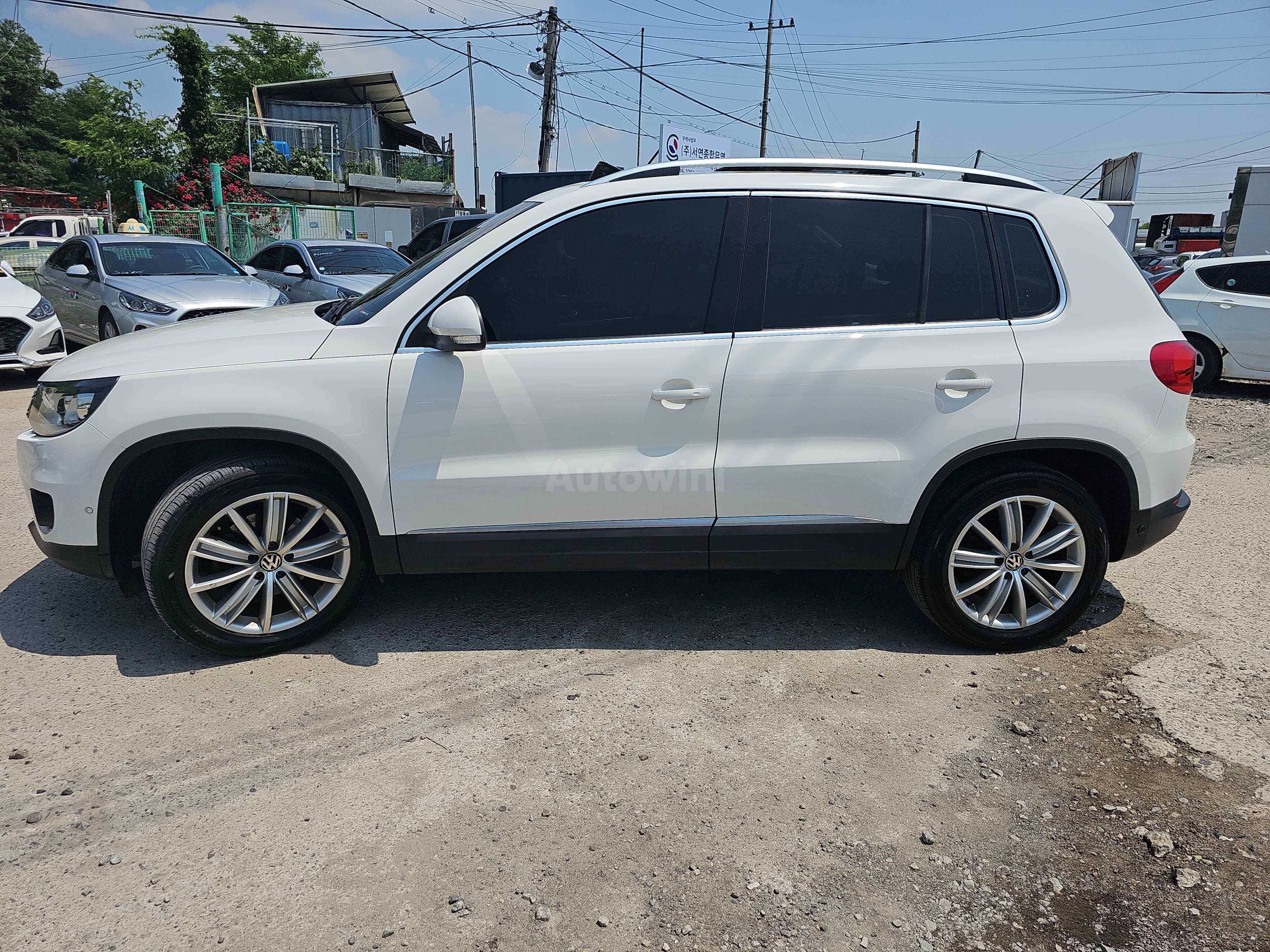 2012 VOLKSWAGEN TIGUAN VIN: WVGZZZ5NZCW045708