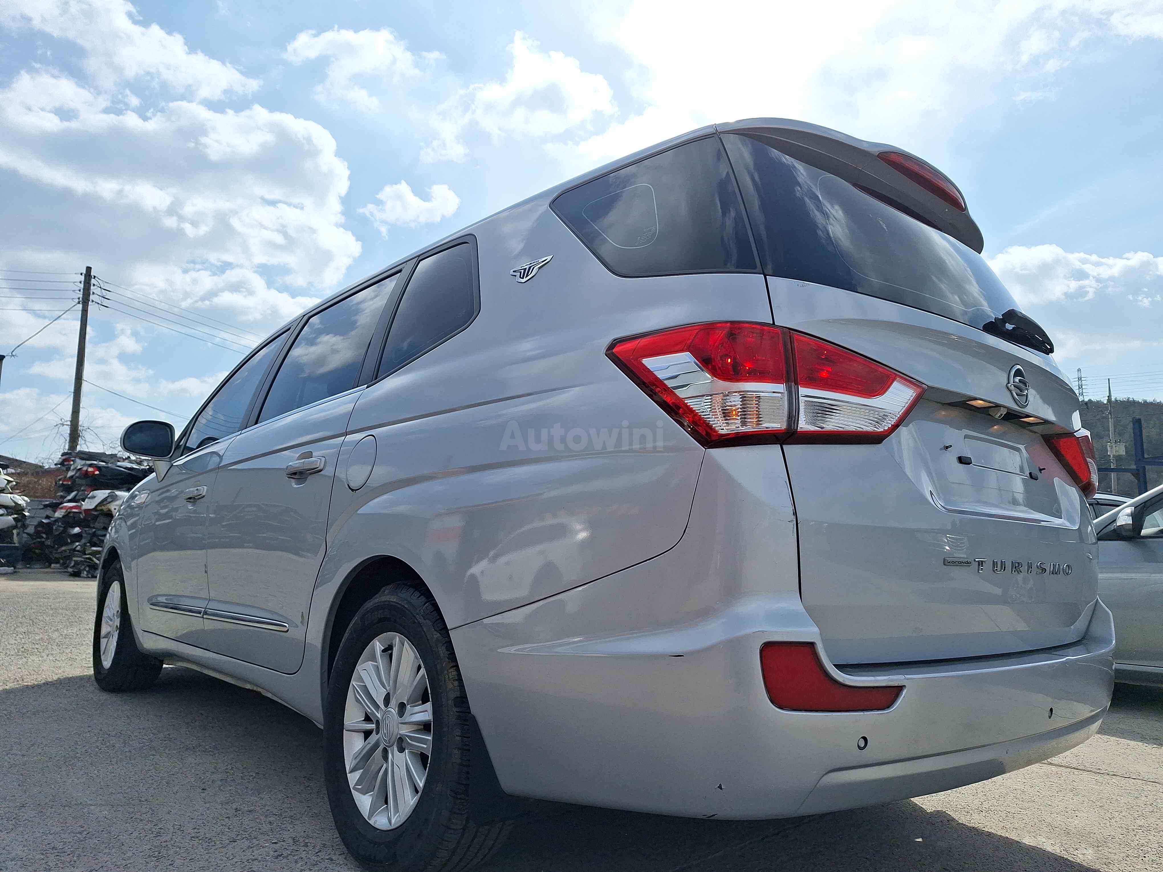 2015 KGM (SSANGYONG) KORANDO VIN: KPDKFDNN1FP103086