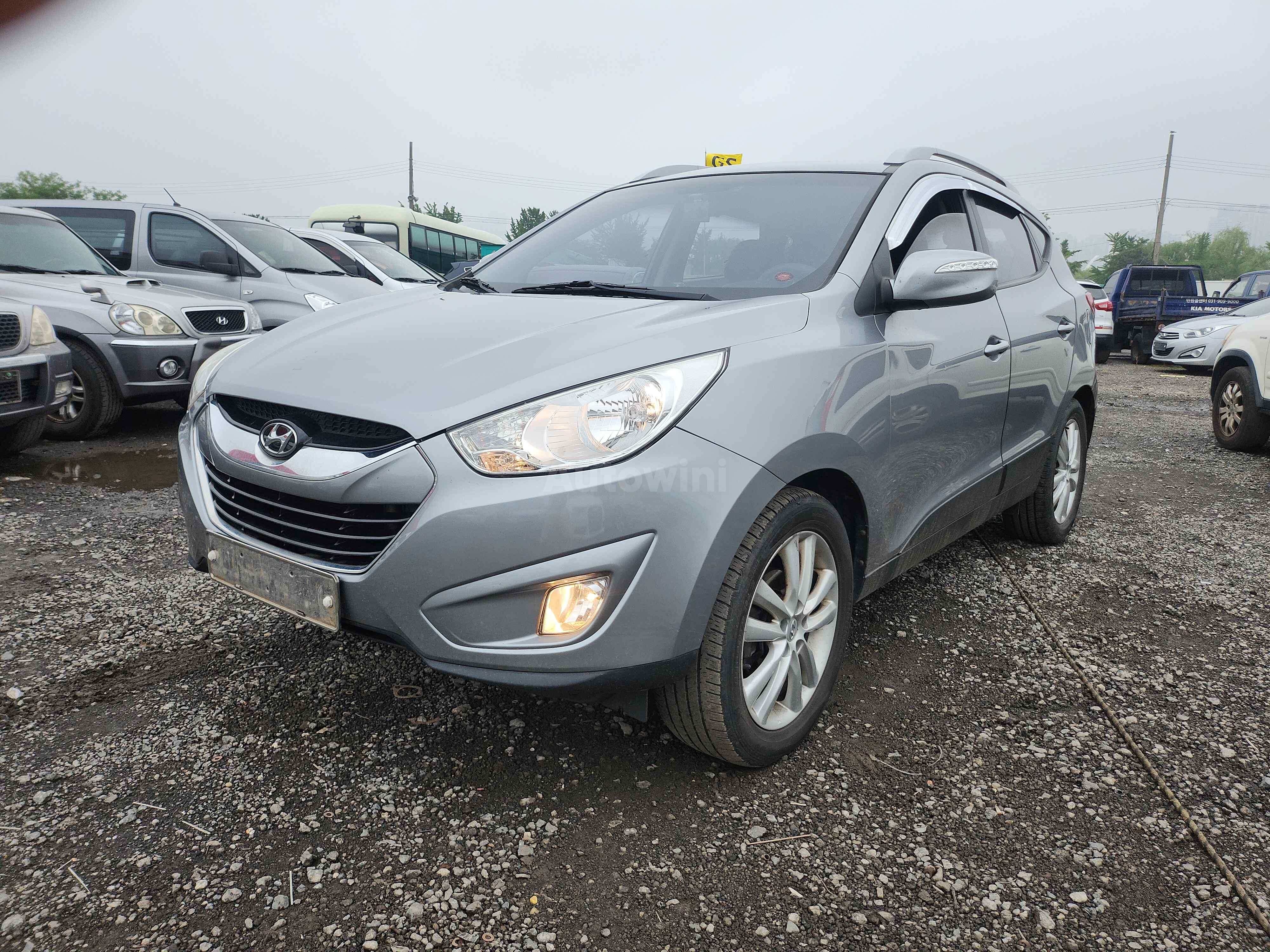2011 HYUNDAI TUCSON VIN: KMHJU81VBBU116814