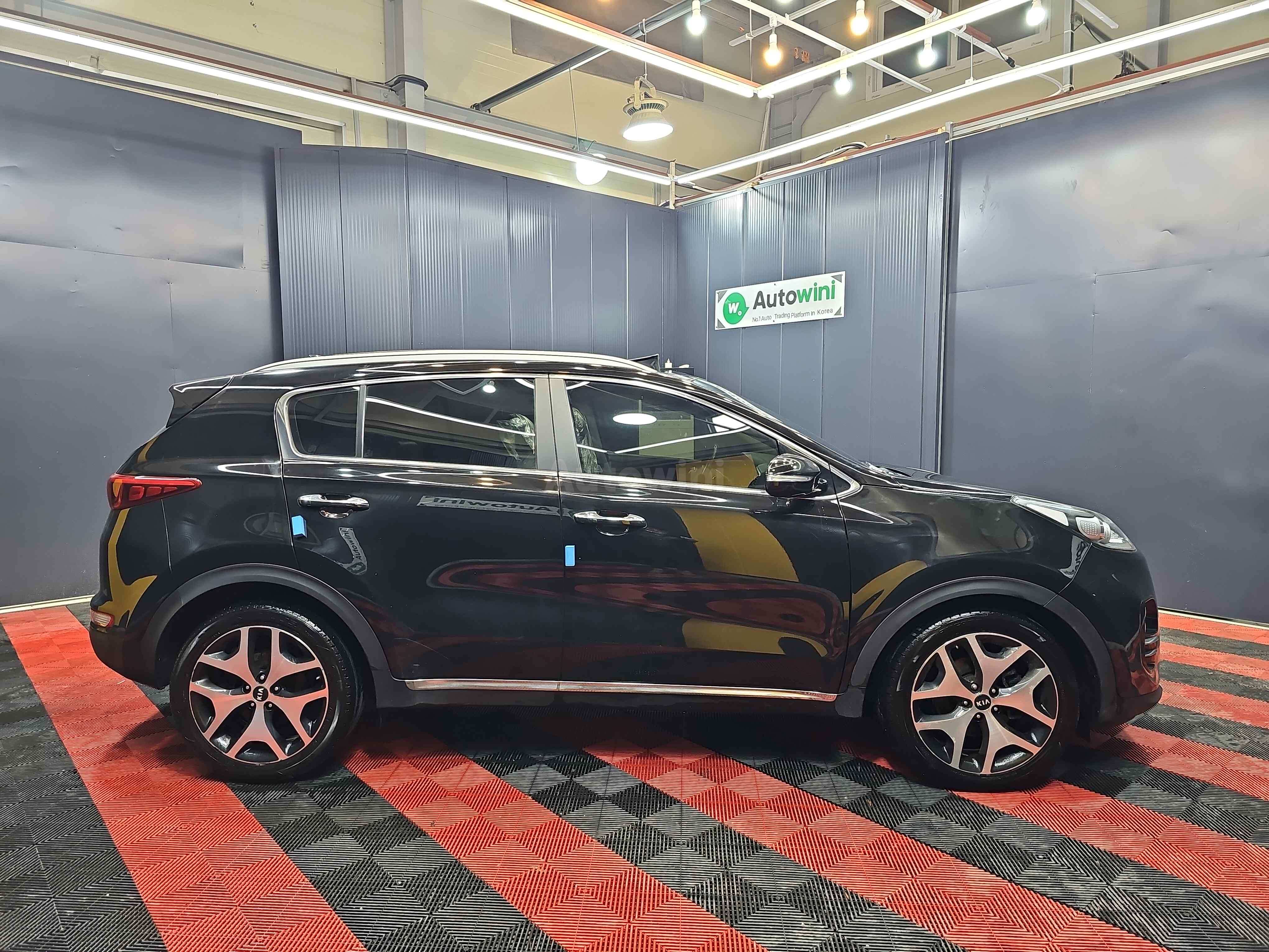2016 KIA SPORTAGE VIN: KNAPN813BGK048928