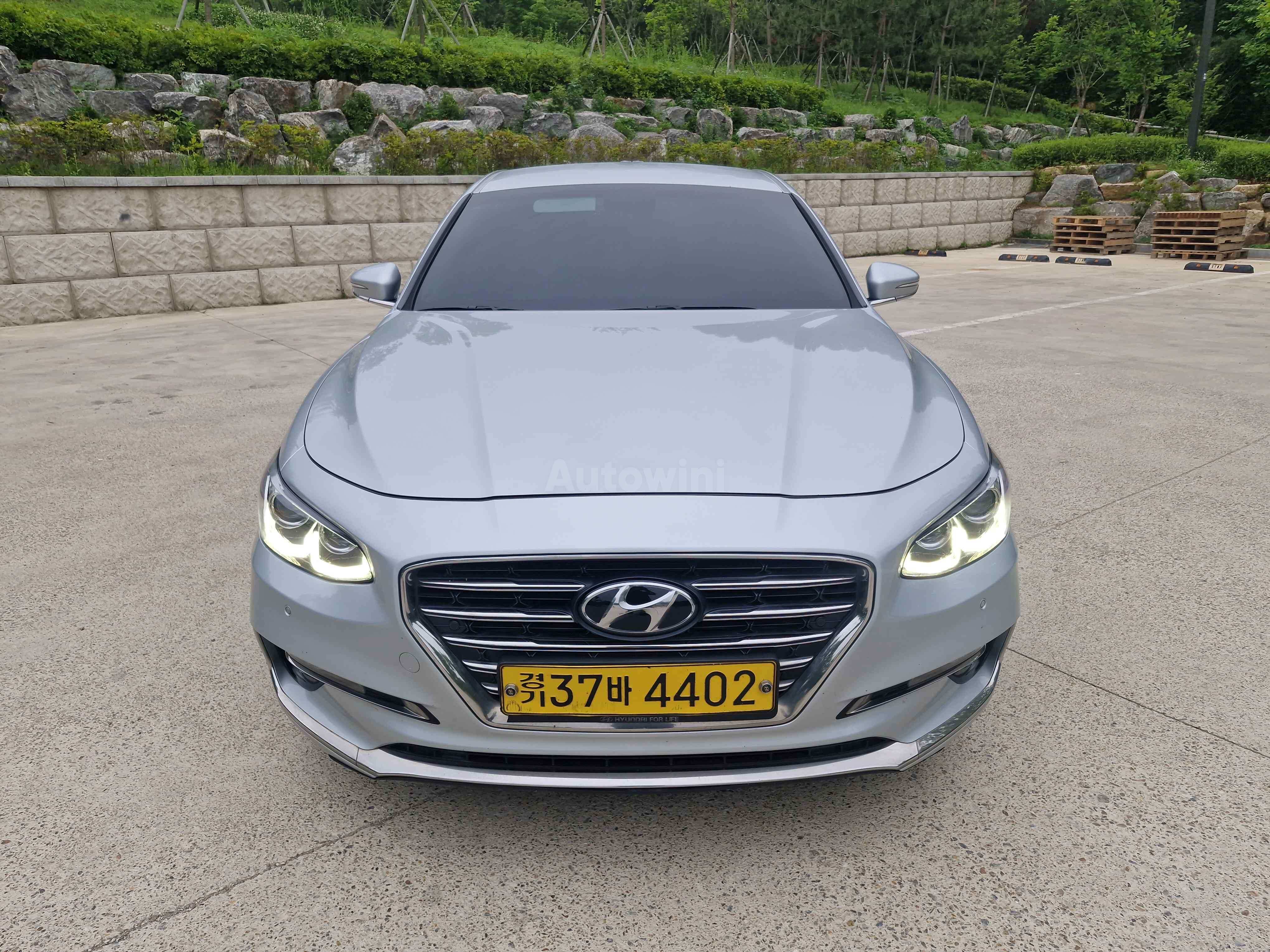 2018 HYUNDAI GRANDEUR VIN: KMHF341NBJA143731