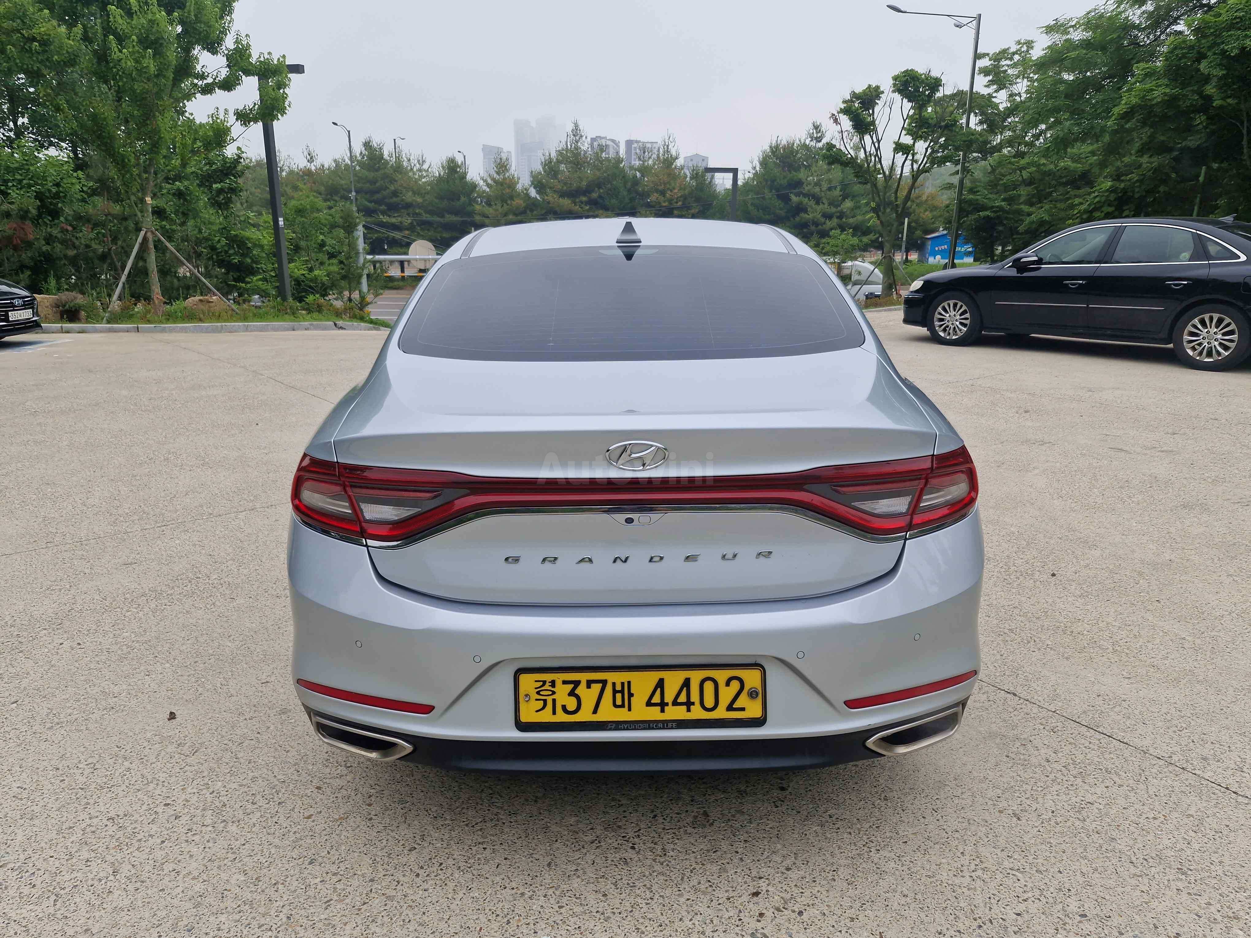 2018 HYUNDAI GRANDEUR VIN: KMHF341NBJA143731